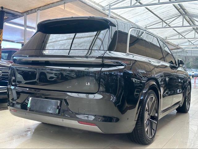 Li L8 2025 imagem de carro #4