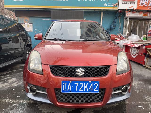 Suzuki Swift 2013 car image #4