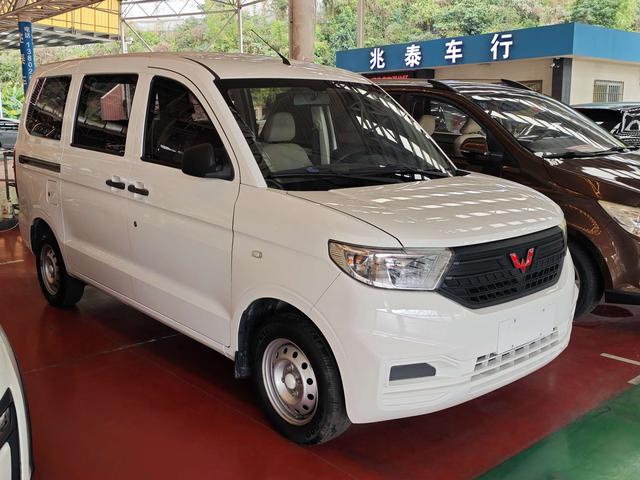 Wuling Hongguang V 2019 car image #4