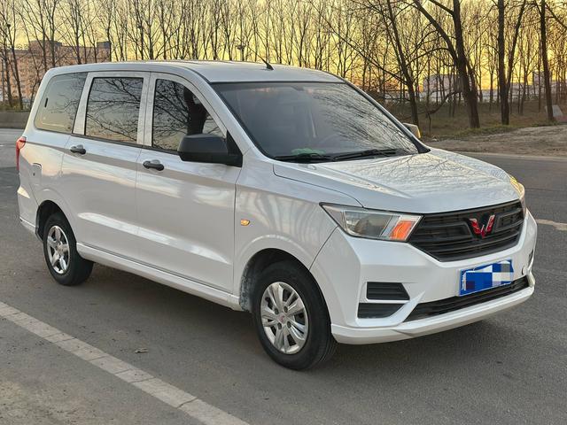 Wuling Hongguang 2019 car image #4