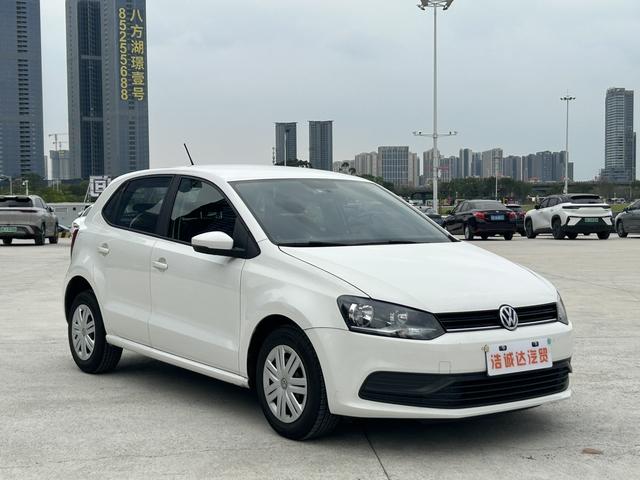 Volkswagen Polo 2018 car image #4