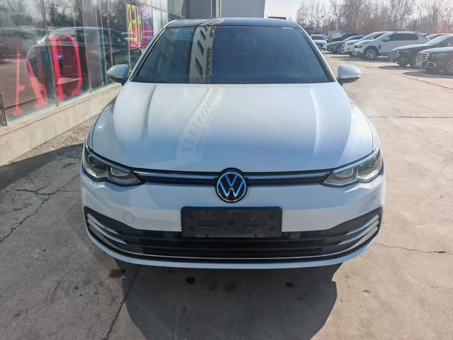 Volkswagen Golf 2021 car image #4