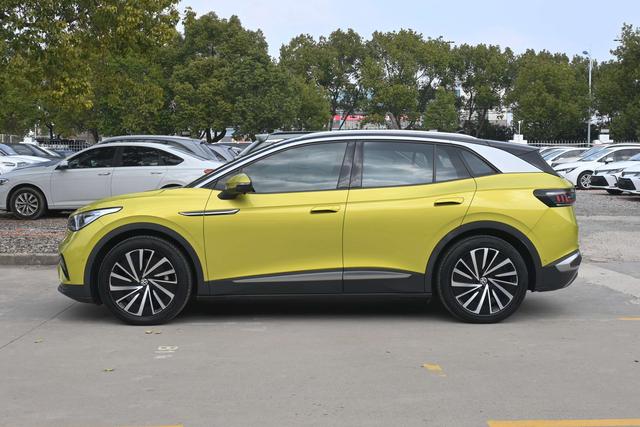 Volkswagen ID.4 X 2022 immagine di auto #4