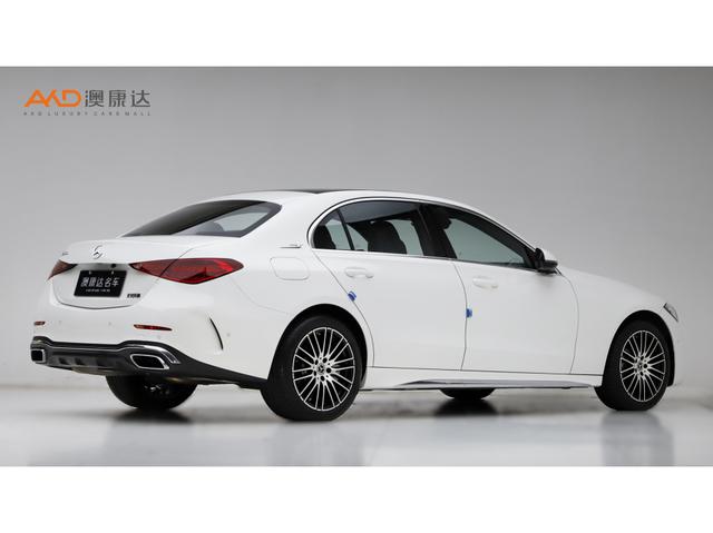 Mercedes-Benz C Class 2024 صورة سيارة #4