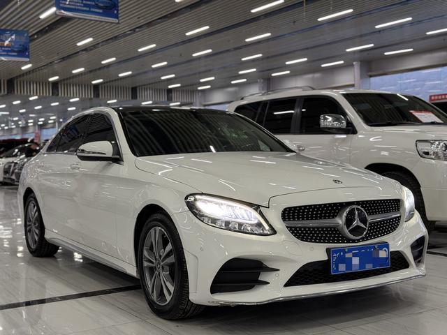 Mercedes-Benz C Class 2020 صورة سيارة #4