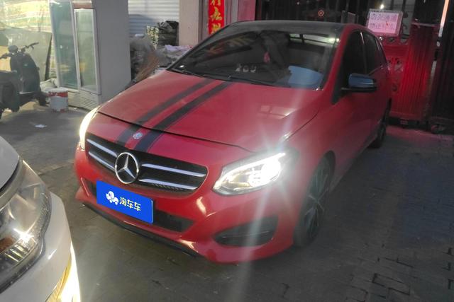 Mercedes-Benz B Class 2015 car image #4