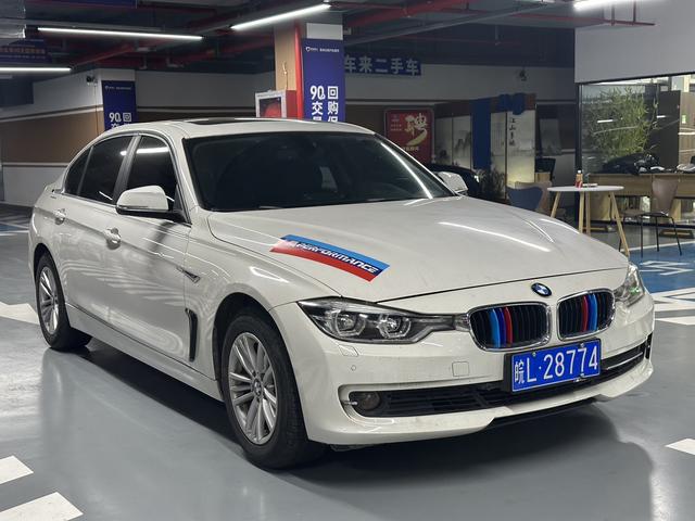 BMW 3 Series 2018 car image #4