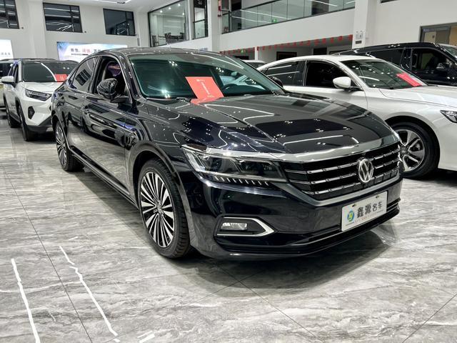 Volkswagen Passat 2019 صورة سيارة #4