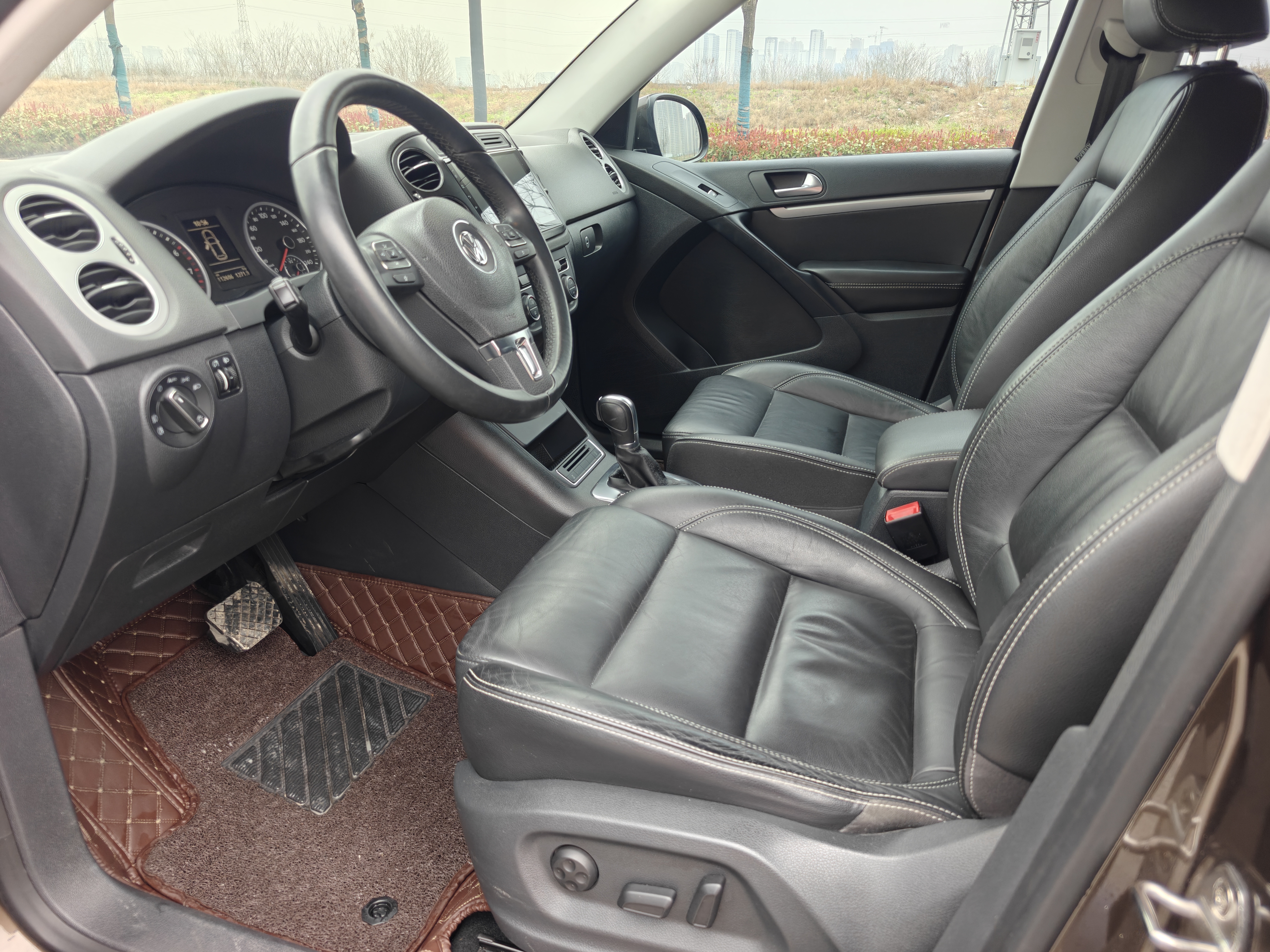 Volkswagen Tiguan 2016 immagine di auto #4