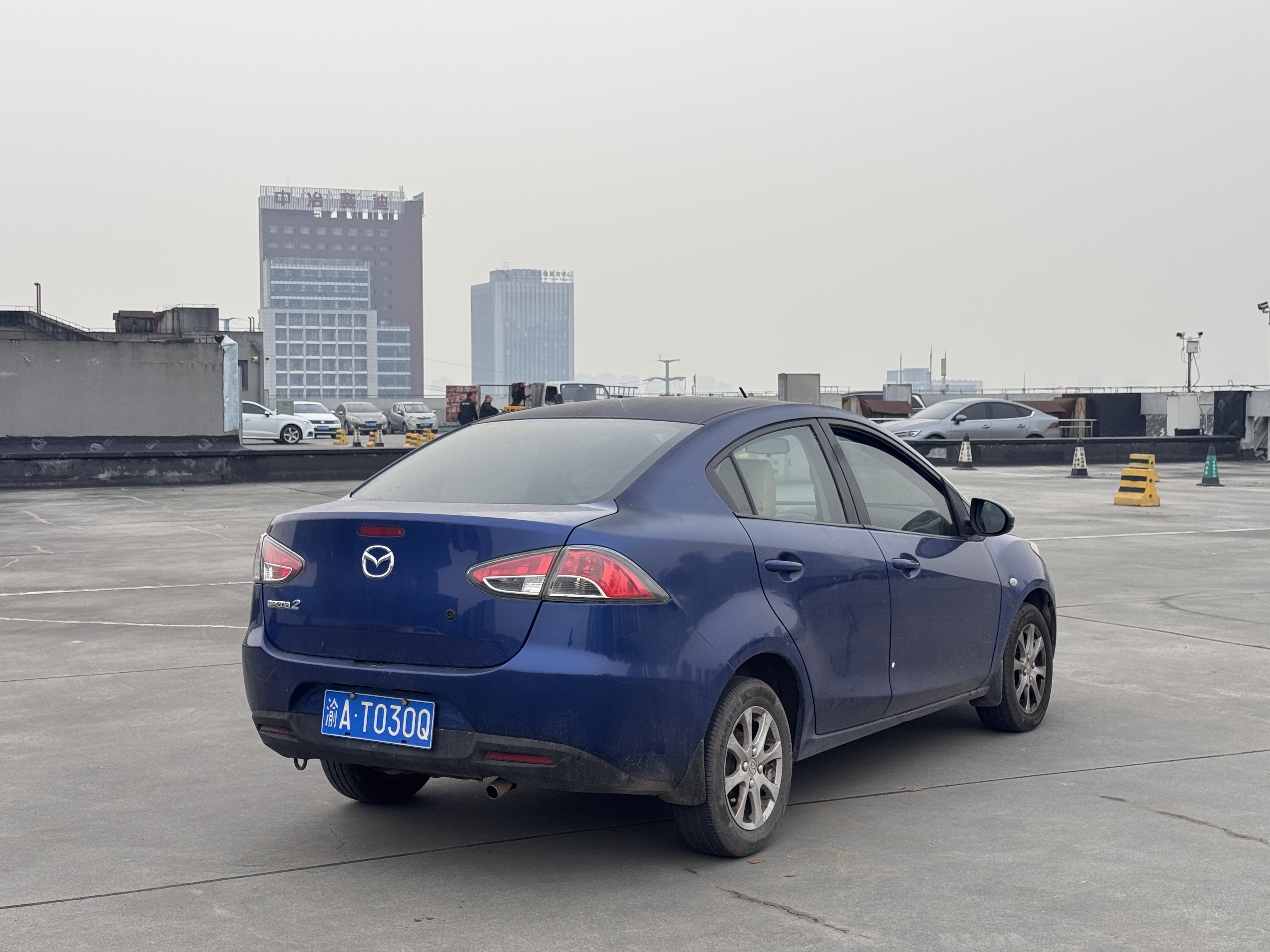 Mazda 2 Sedan 2009 imagem de carro #4