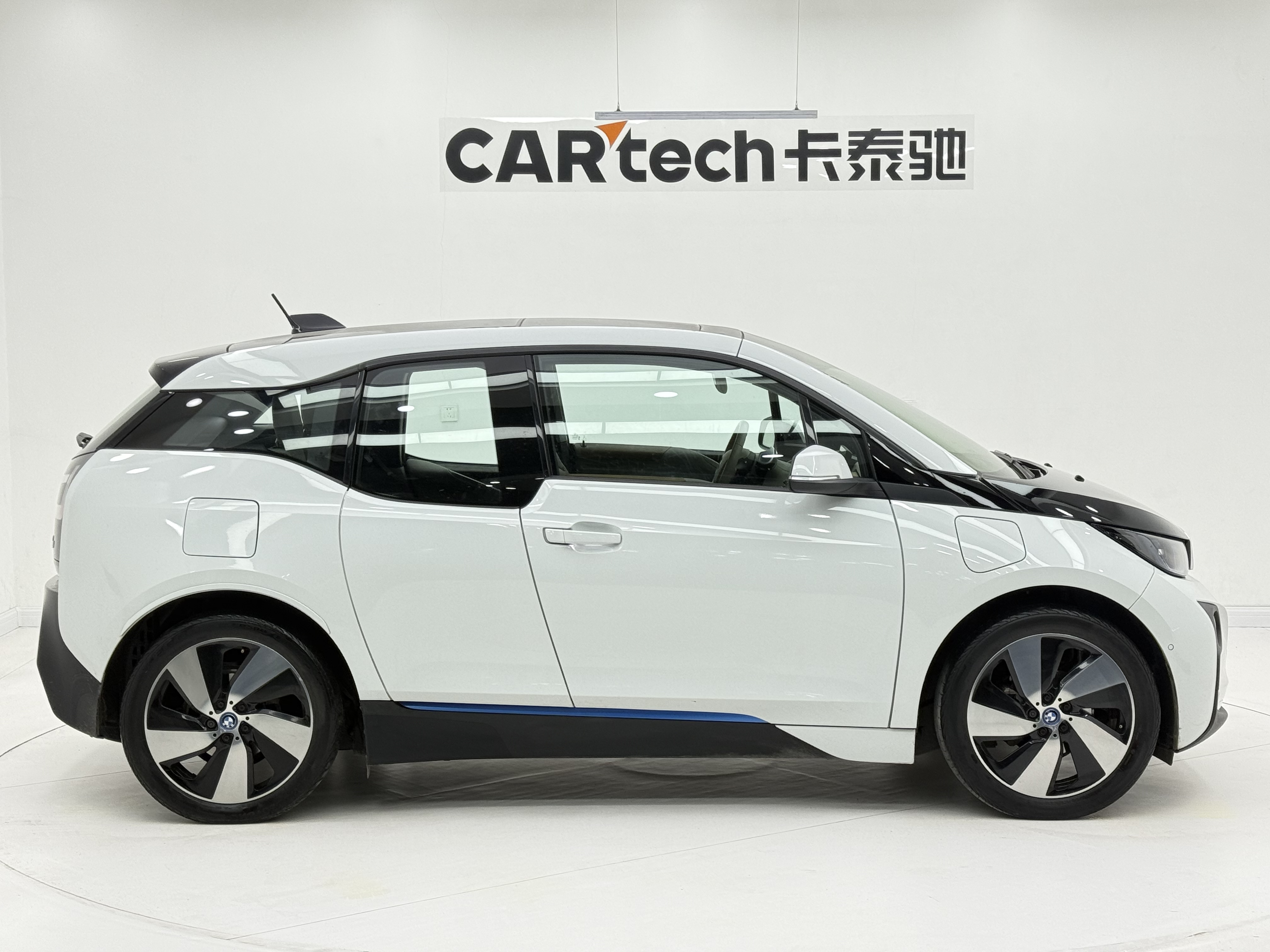 BMW i3 (Imported) 2016 #4 BMW i3 (Imported) 2016 صورة سيارة #4