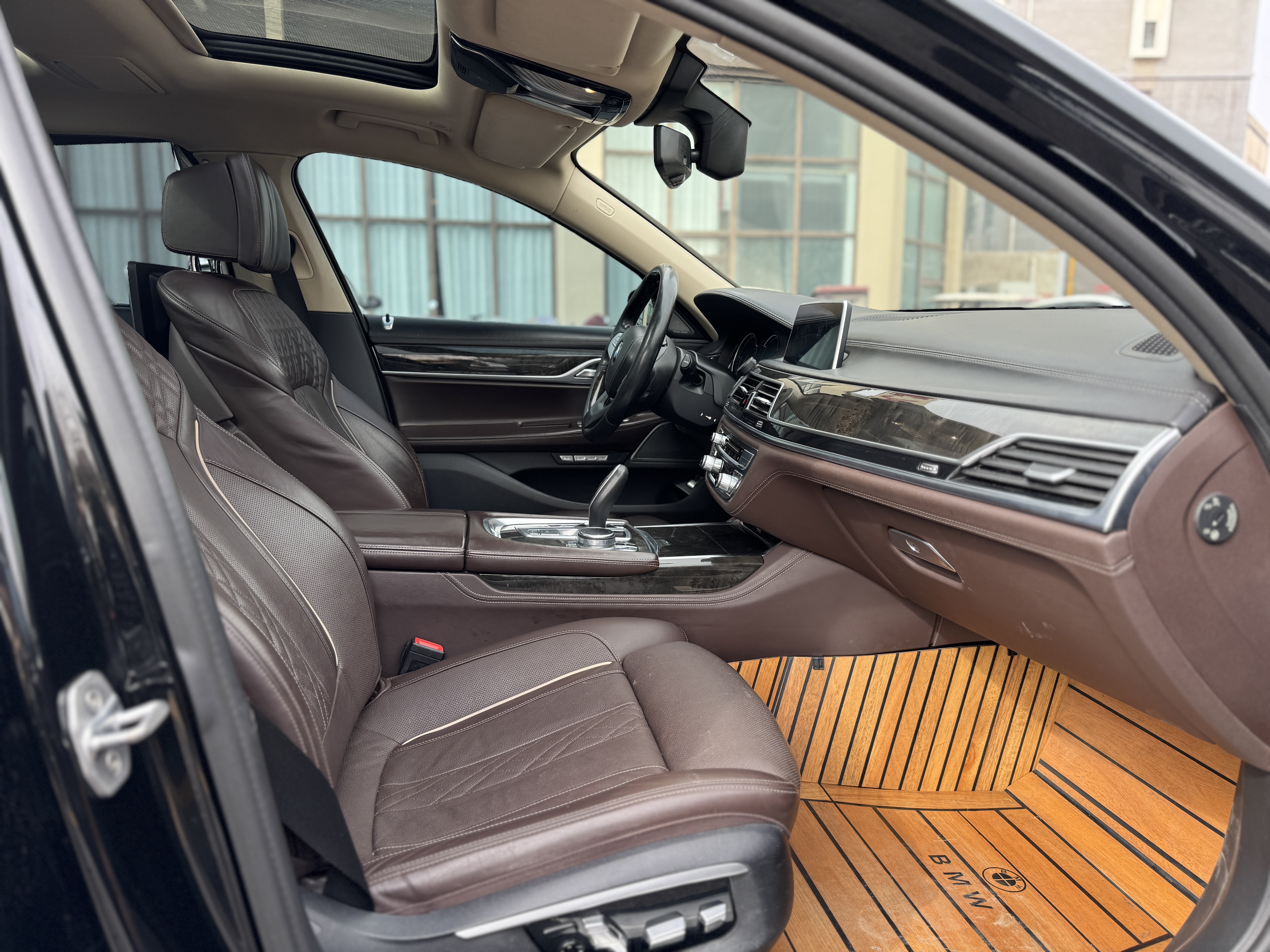 BMW 7 Series 2016 car image #4