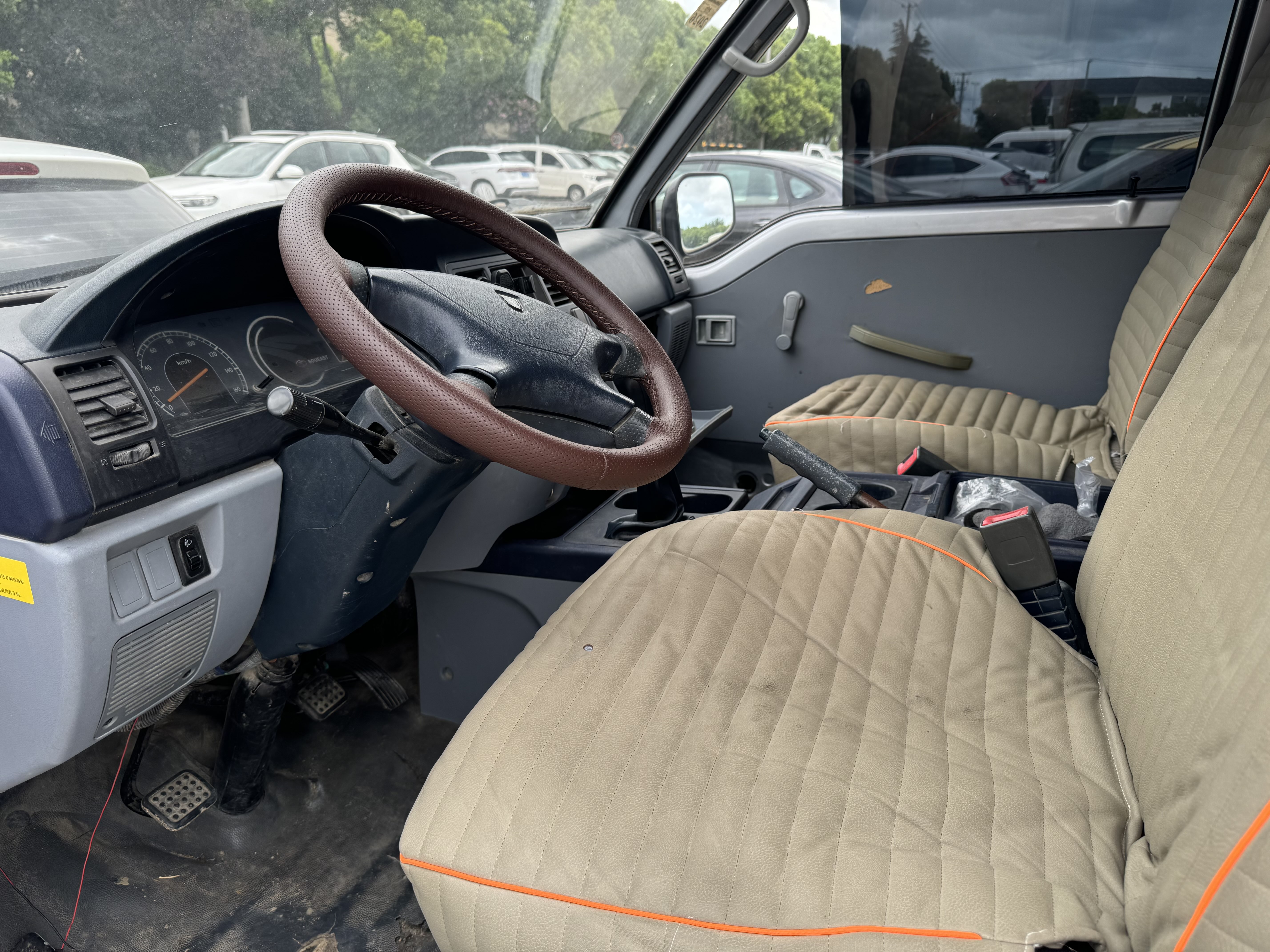 Soueast Delica 2015 immagine di auto #4