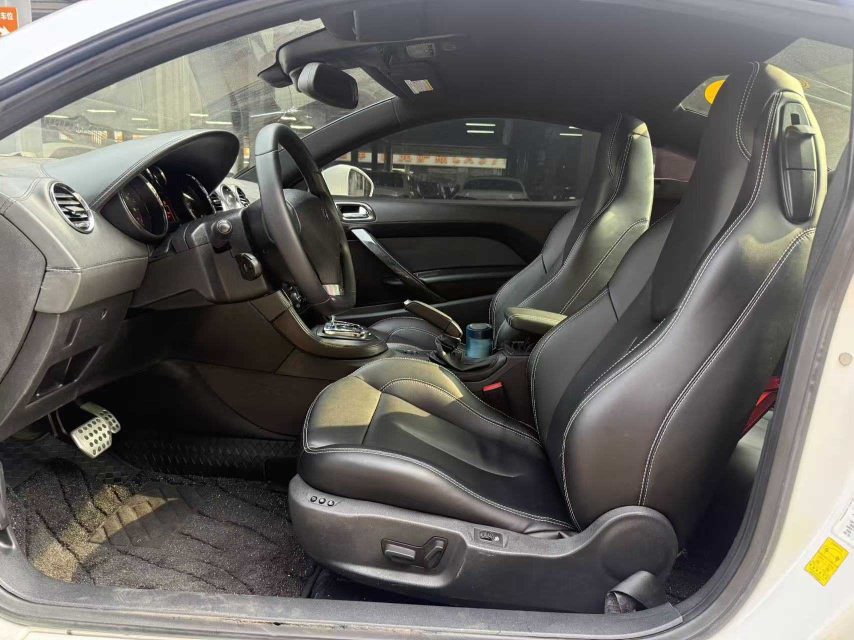 Peugeot RCZ 2012 #4 Peugeot RCZ 2012 car image #4