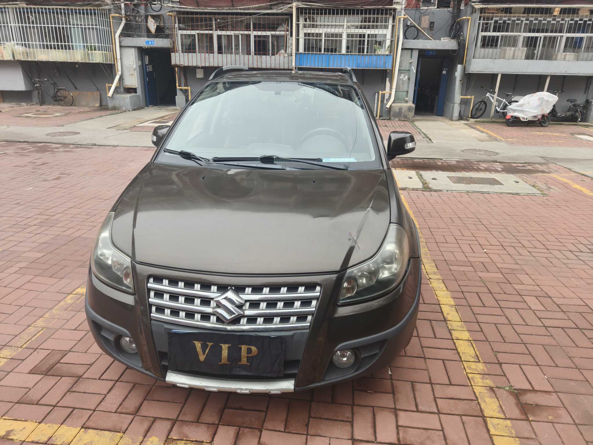 Suzuki SX4 Sedan 2013 imagem de carro #4