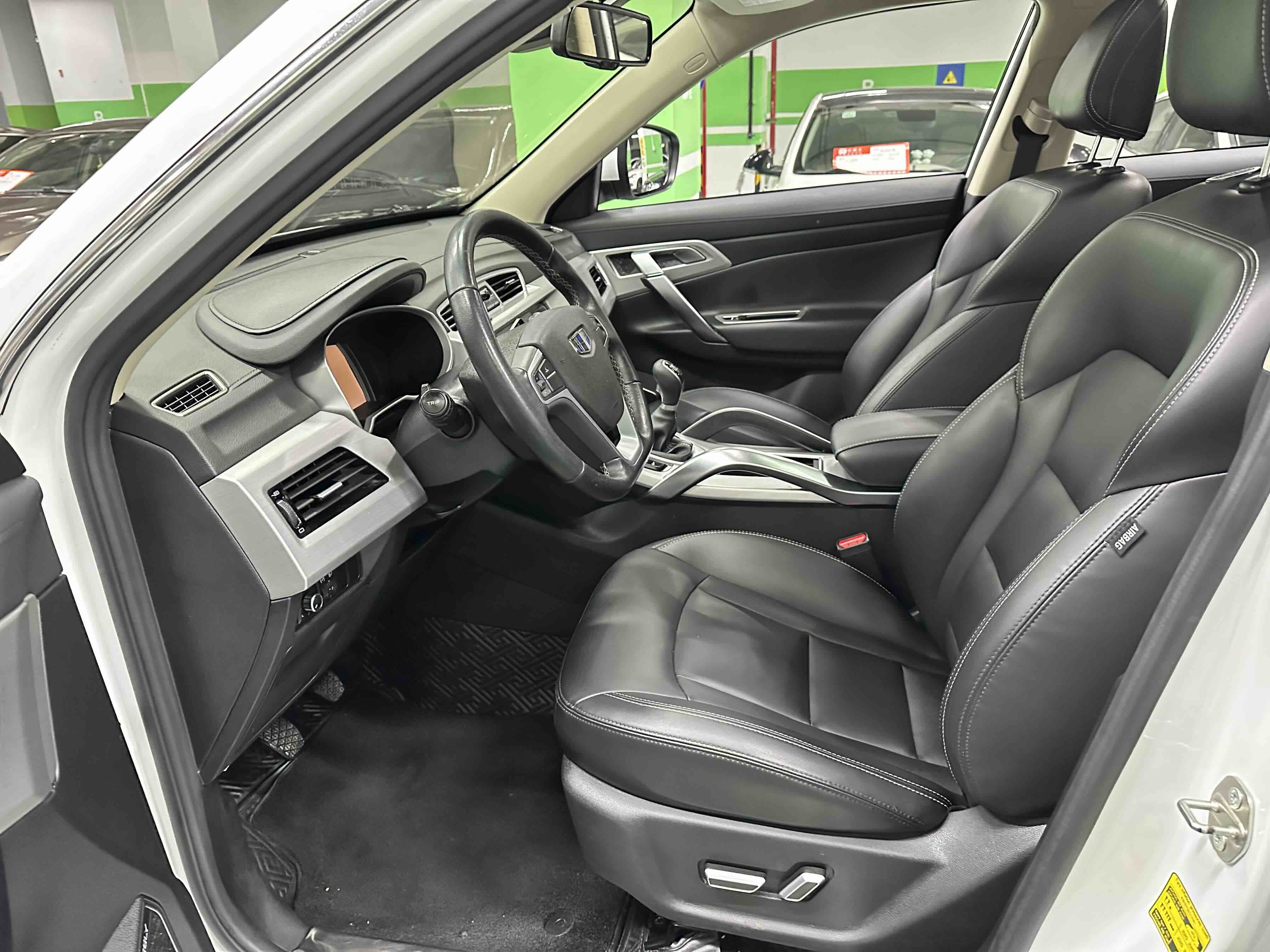 GEELY Boyue 2016 #4 GEELY Boyue 2016 immagine di auto #4