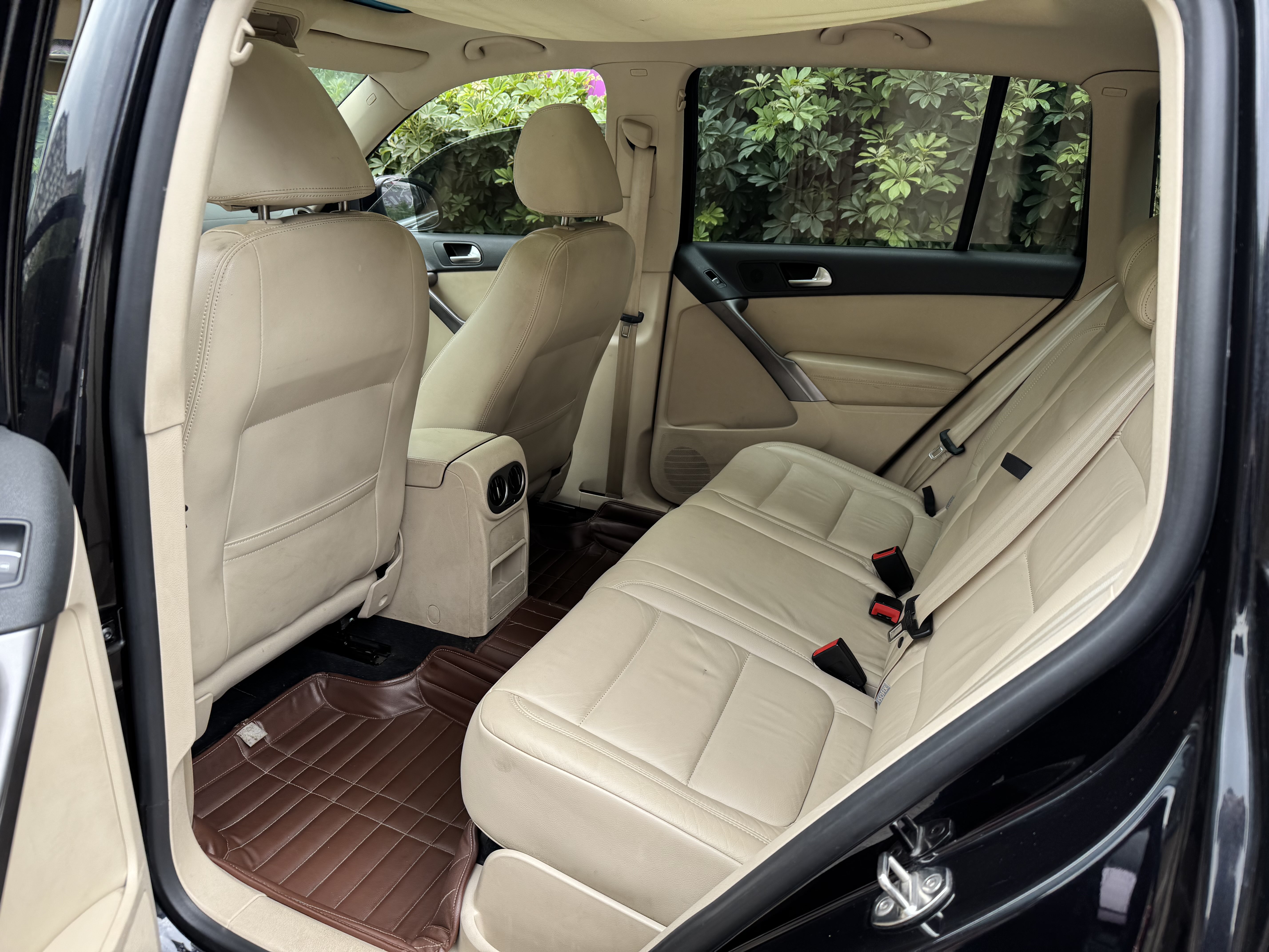 Volkswagen Tiguan 2012 immagine di auto #4