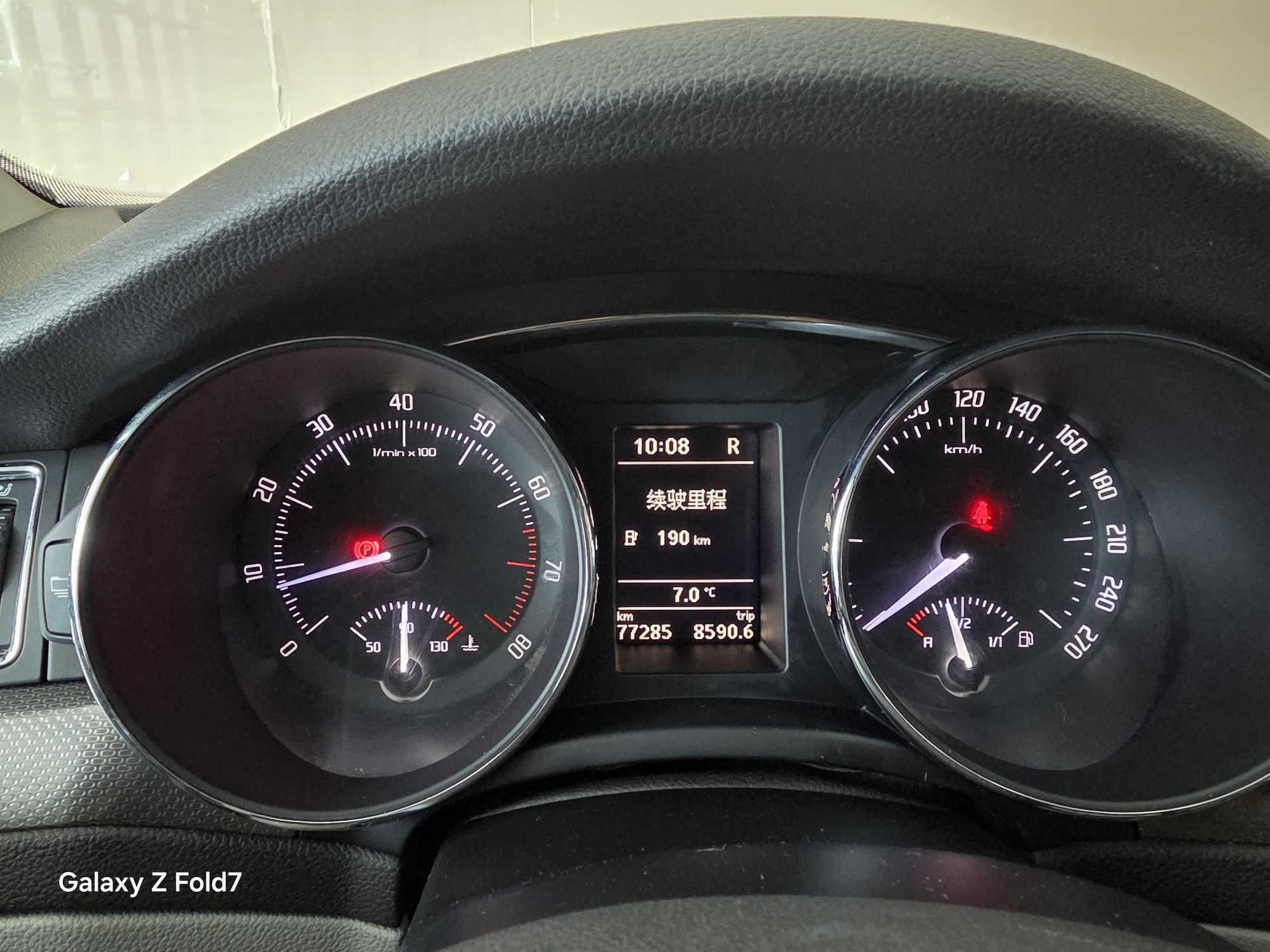 Skoda Superb 2013 immagine di auto #4