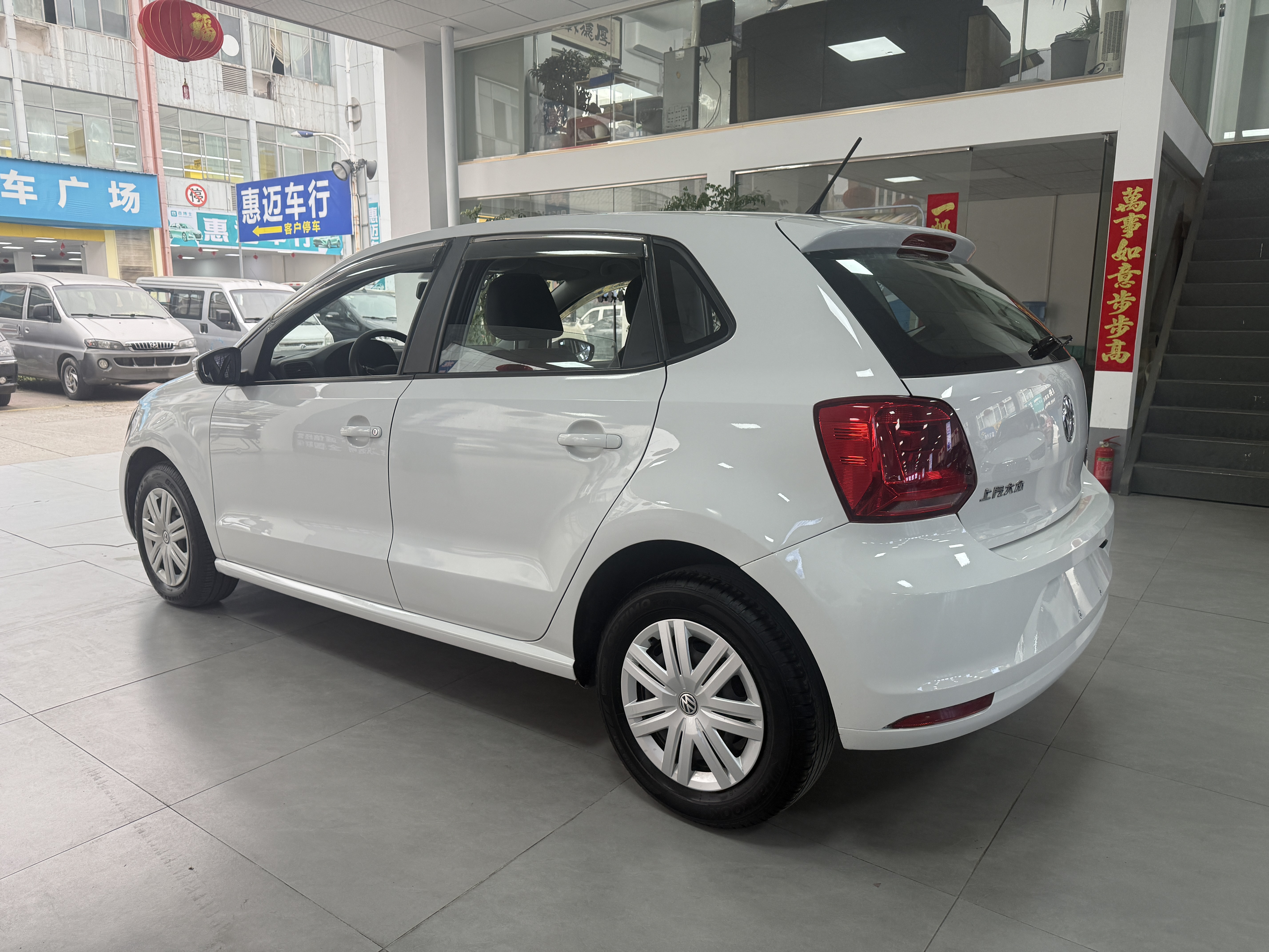 Polo 2018 car image #4