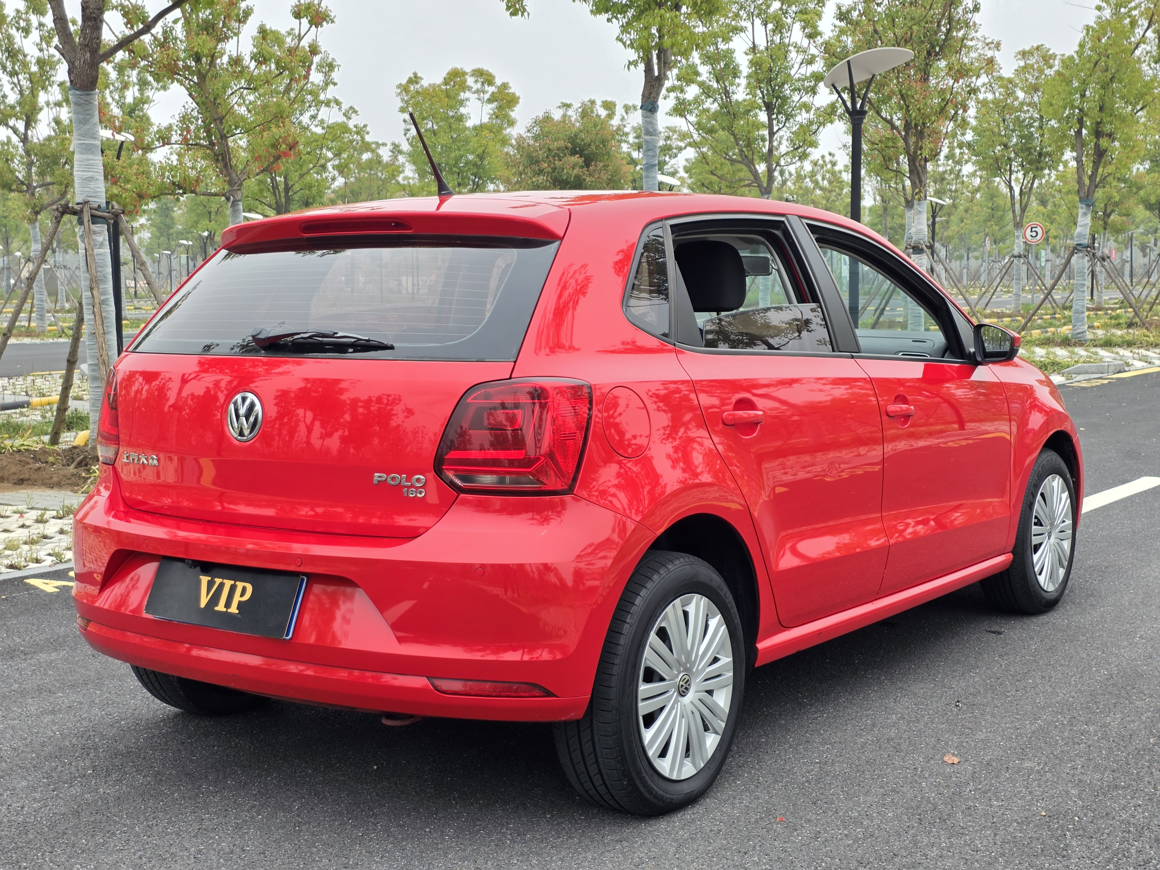 Volkswagen Polo 2017 #4 Volkswagen Polo 2017 car image #4