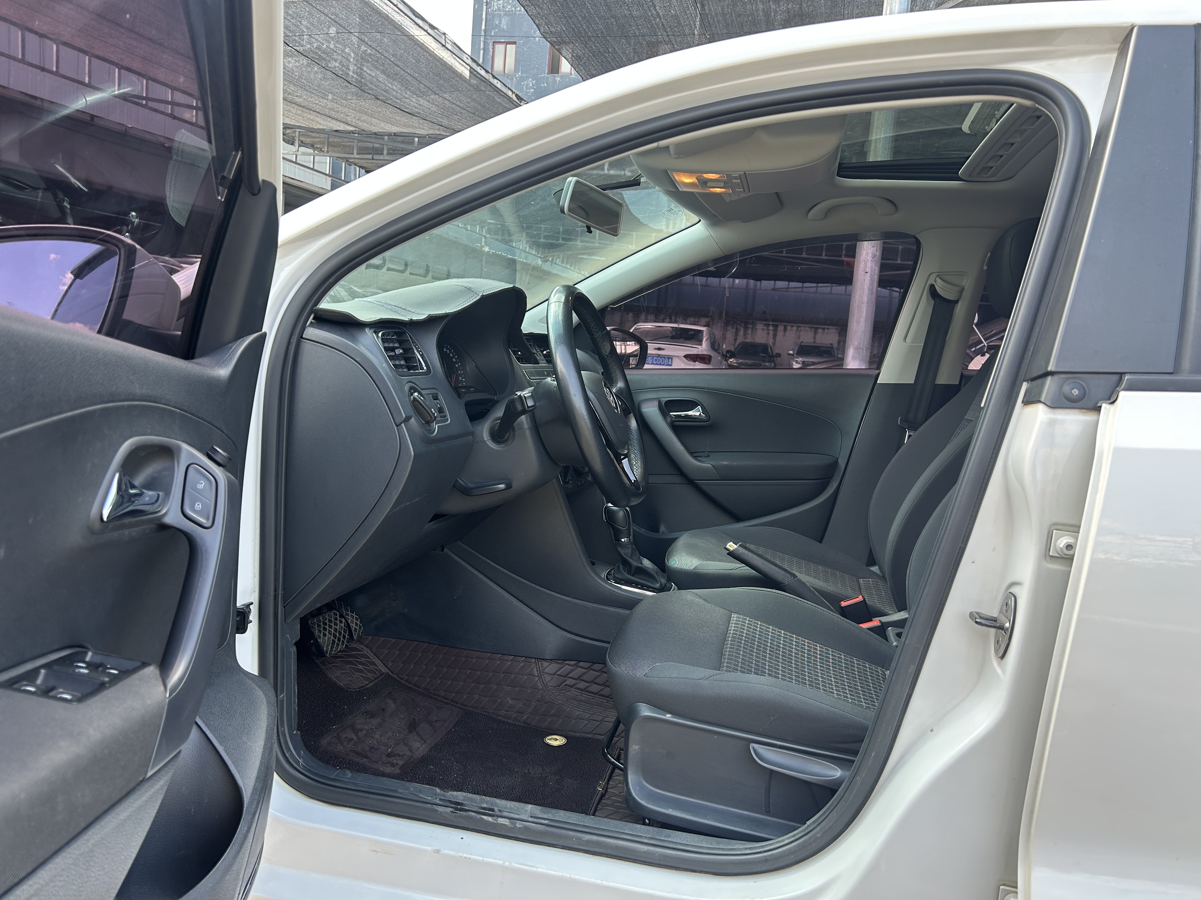 Polo 2016 #4 Polo 2016 car image #4