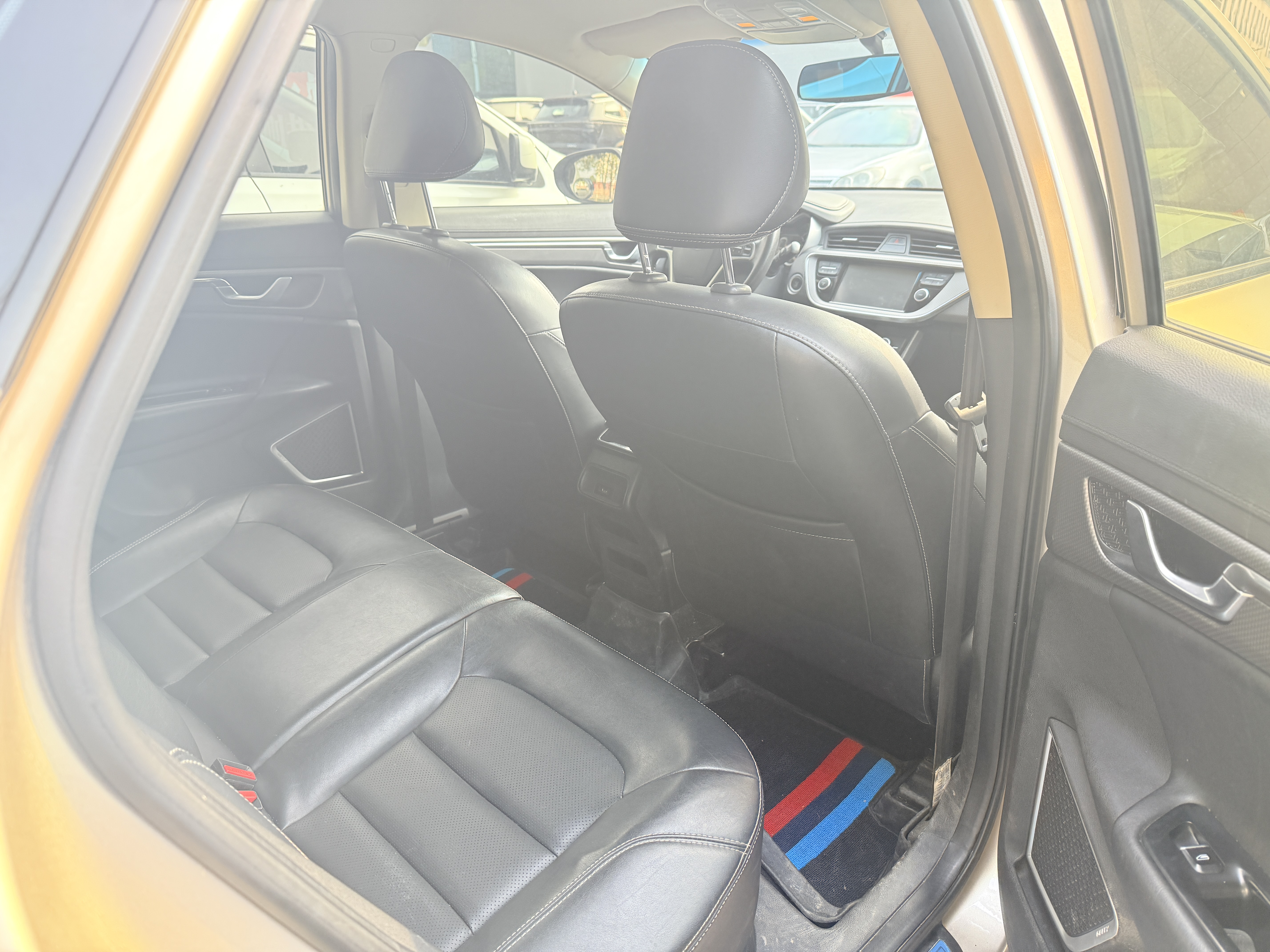 Emgrand GS 2018 #4 Emgrand GS 2018 car image #4