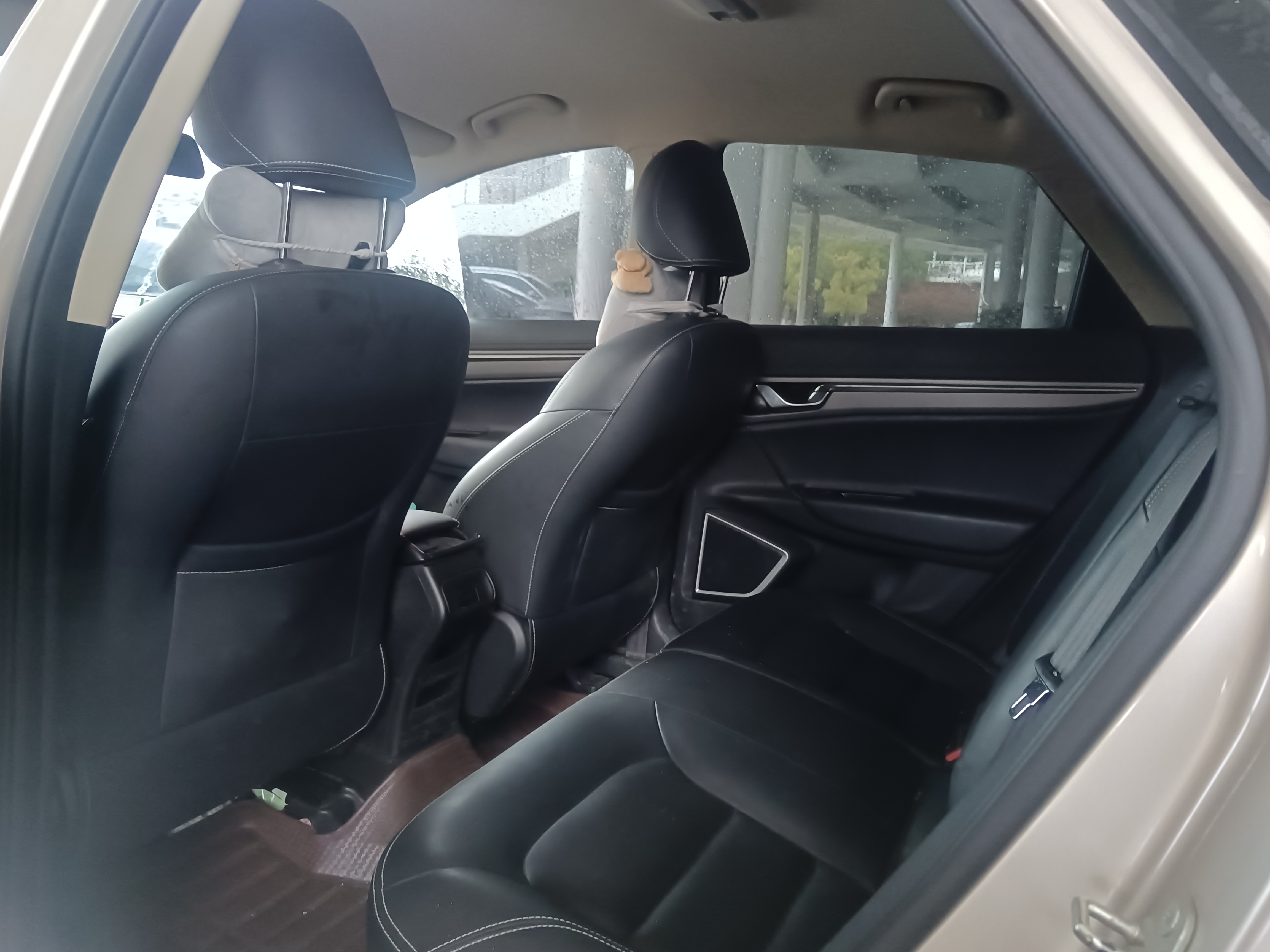 Emgrand GS 2017 #4 Emgrand GS 2017 car image #4