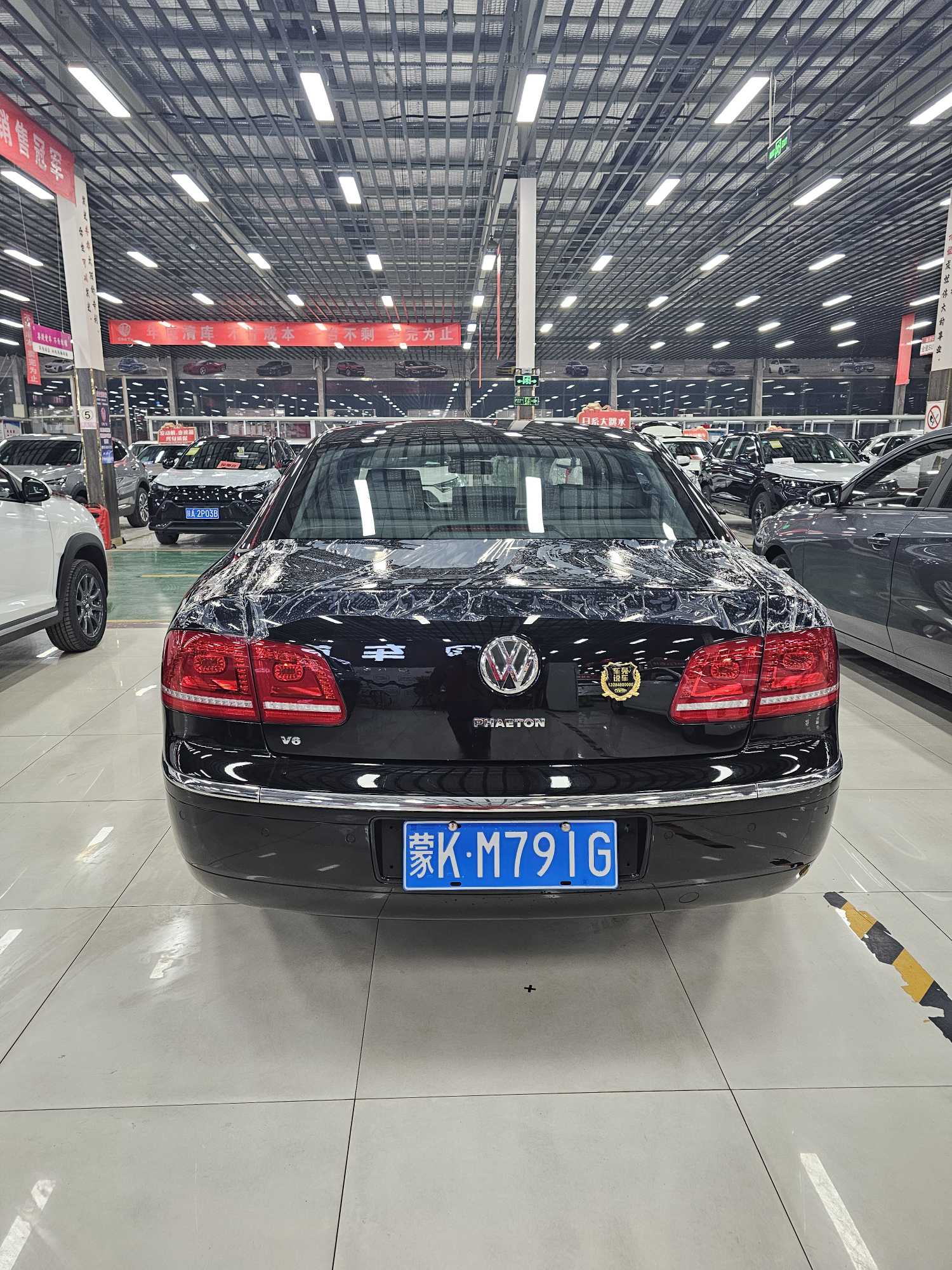 Volkswagen Pheaton 2012 immagine di auto #4