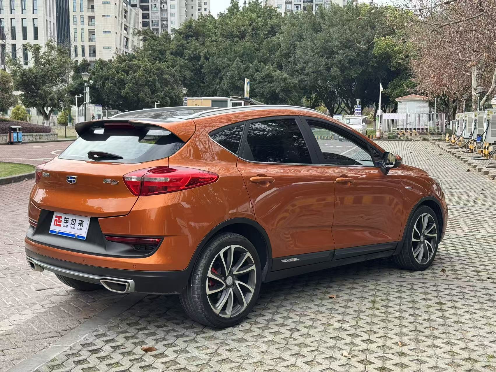 Emgrand GS 2017 #4 Emgrand GS 2017 car image #4