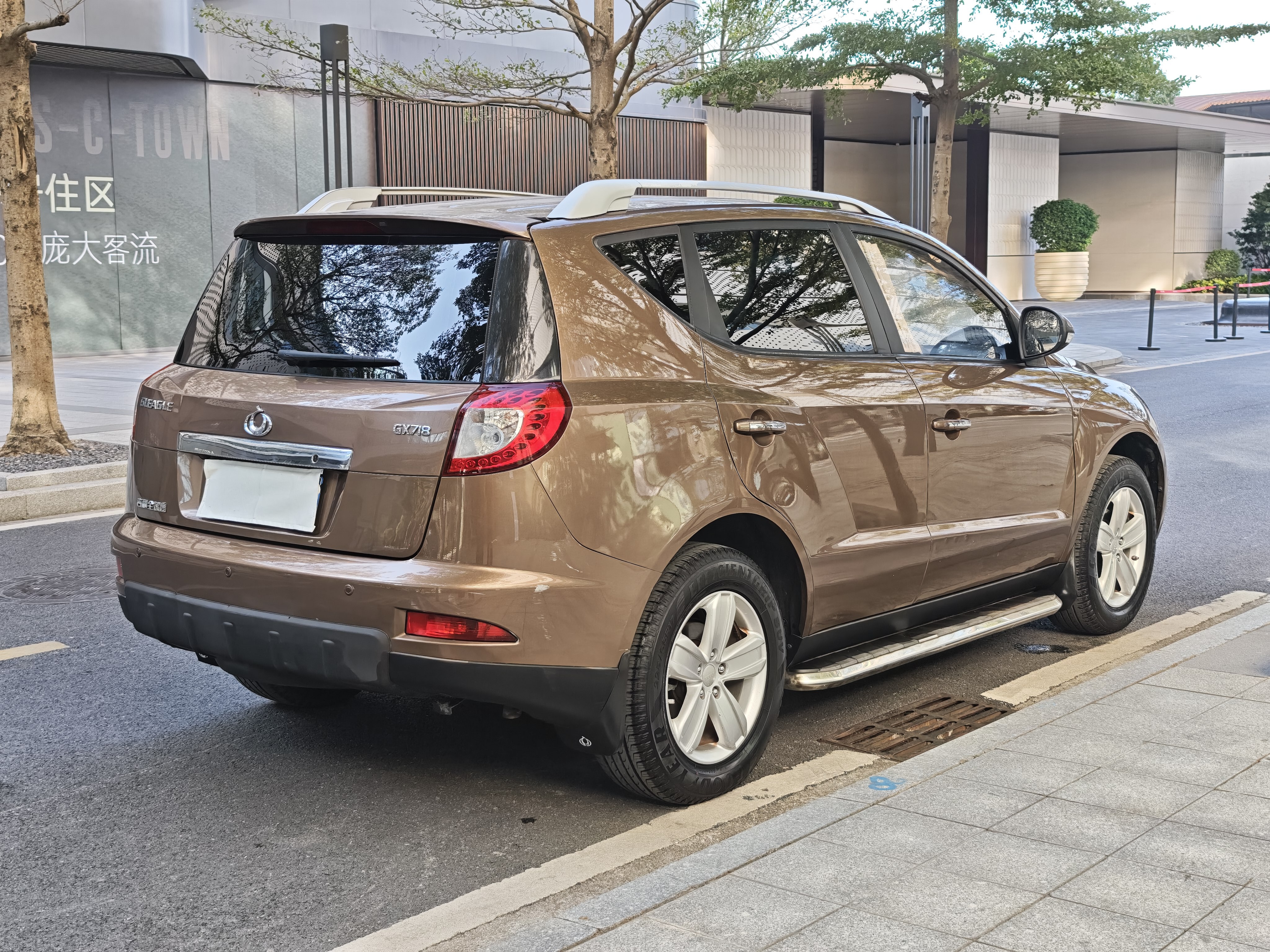 GEELY GX7 2012 car image #4
