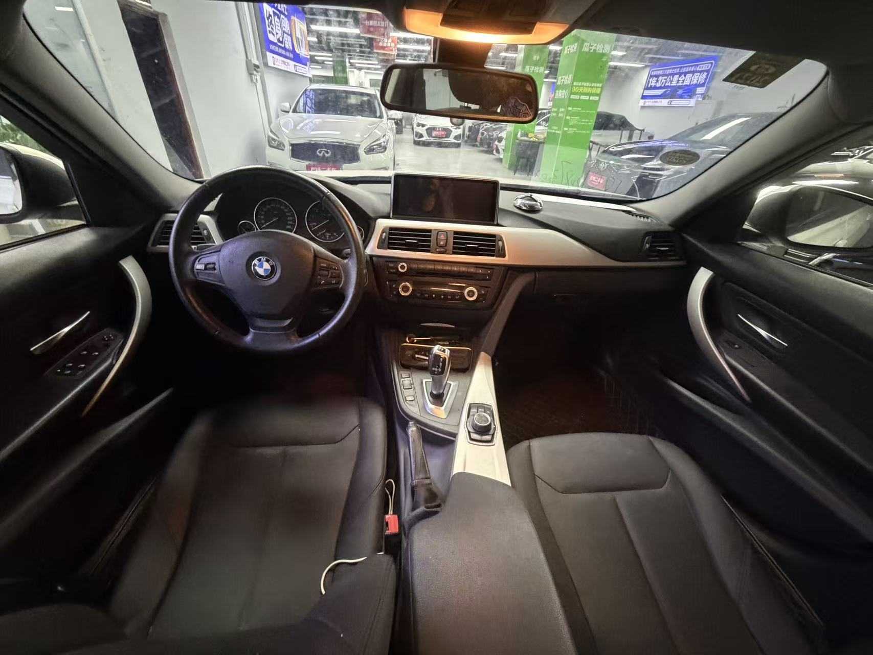 BMW 3 Series 2015 #4 BMW 3 Series 2015 car image #4