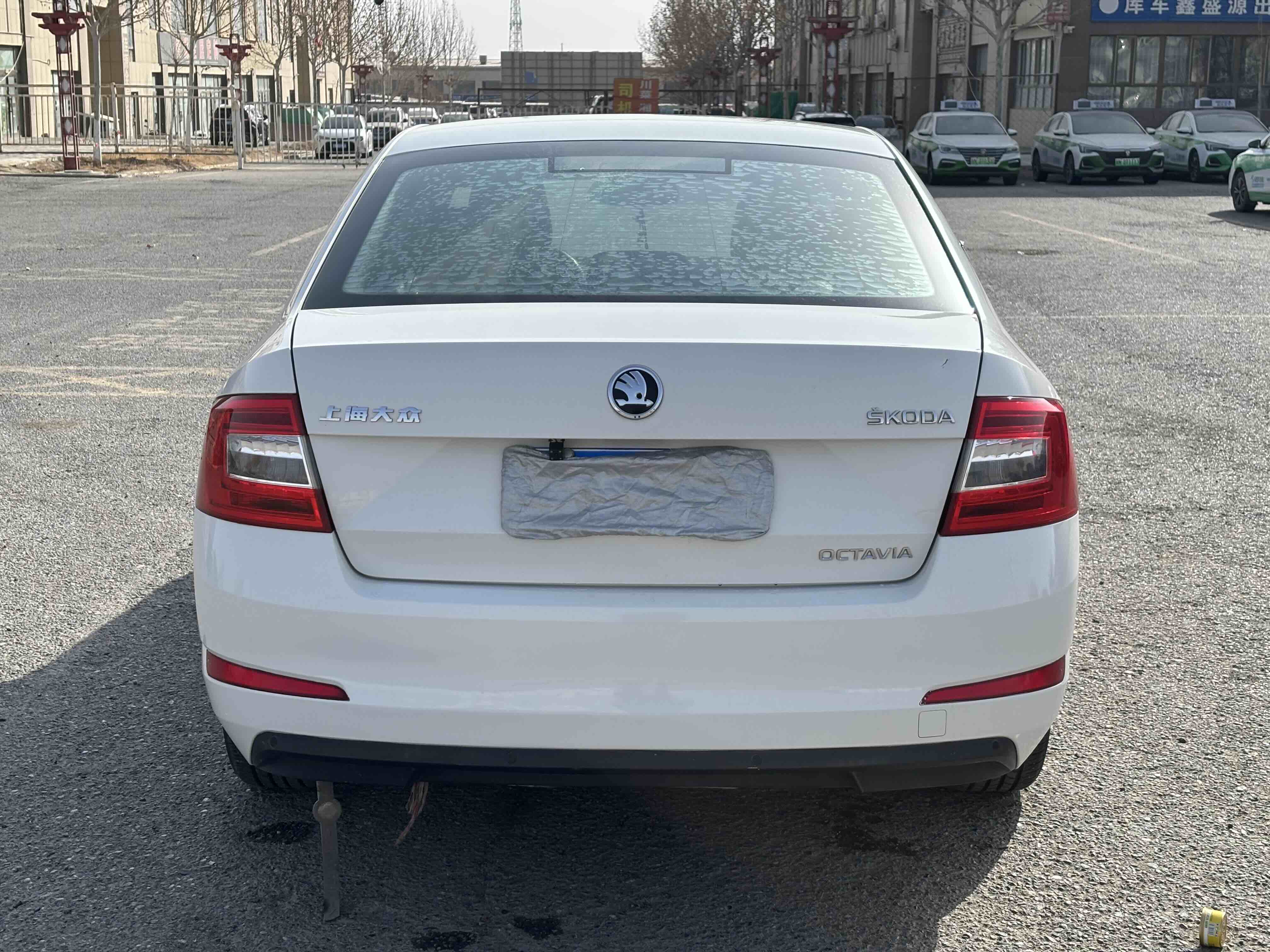 Skoda Octavia 2016 car image #4
