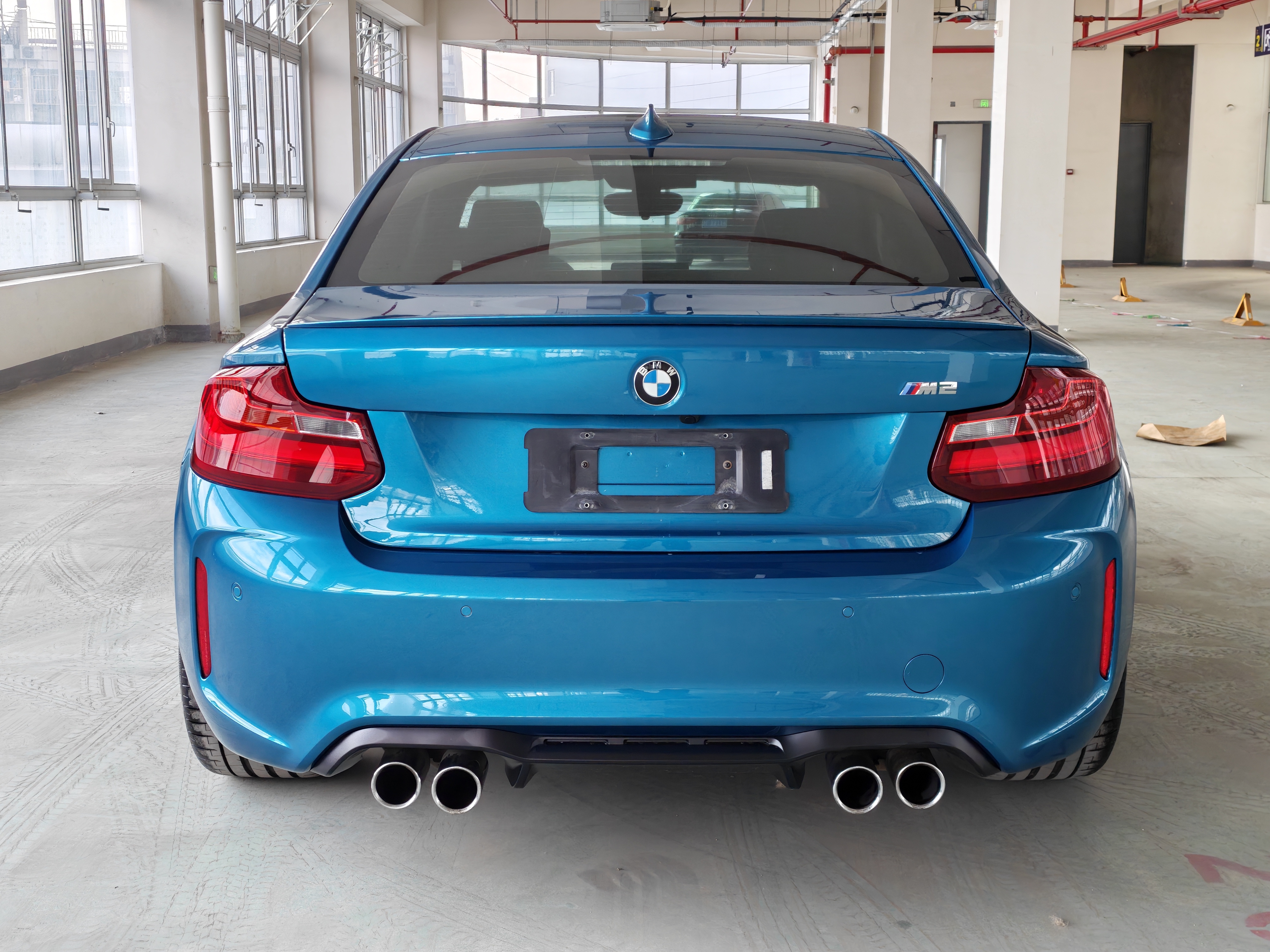 BMW M2 2017 car image #4