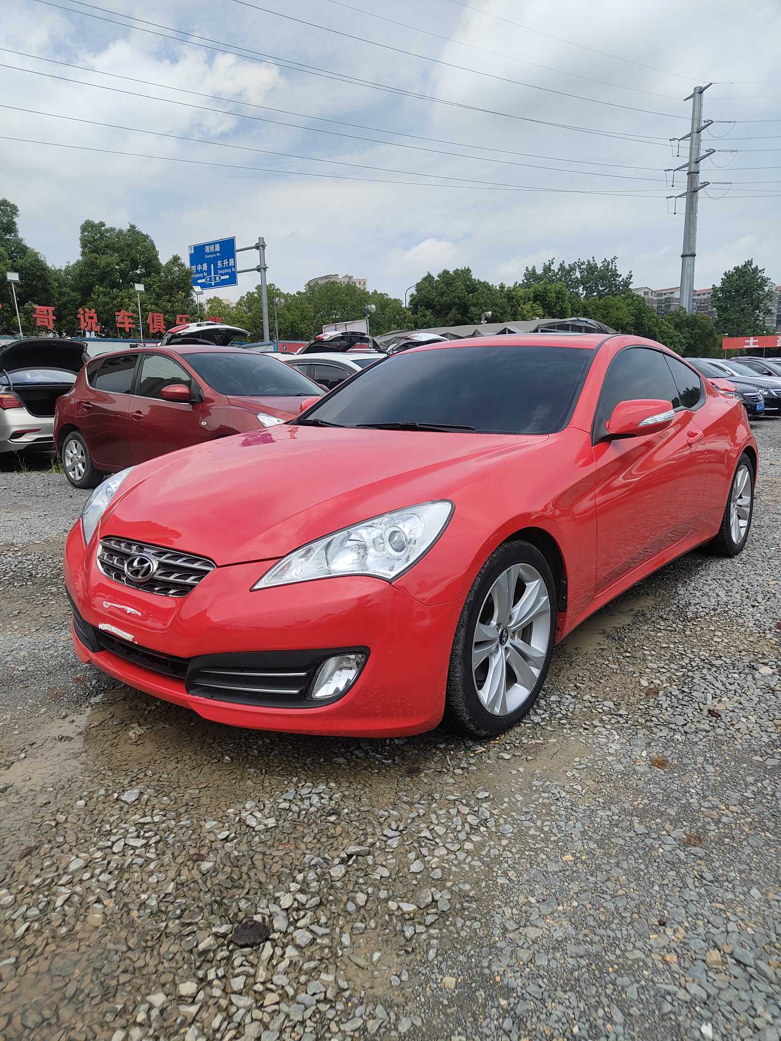 Hyundai Rohens-Coupe 2011 car image #4