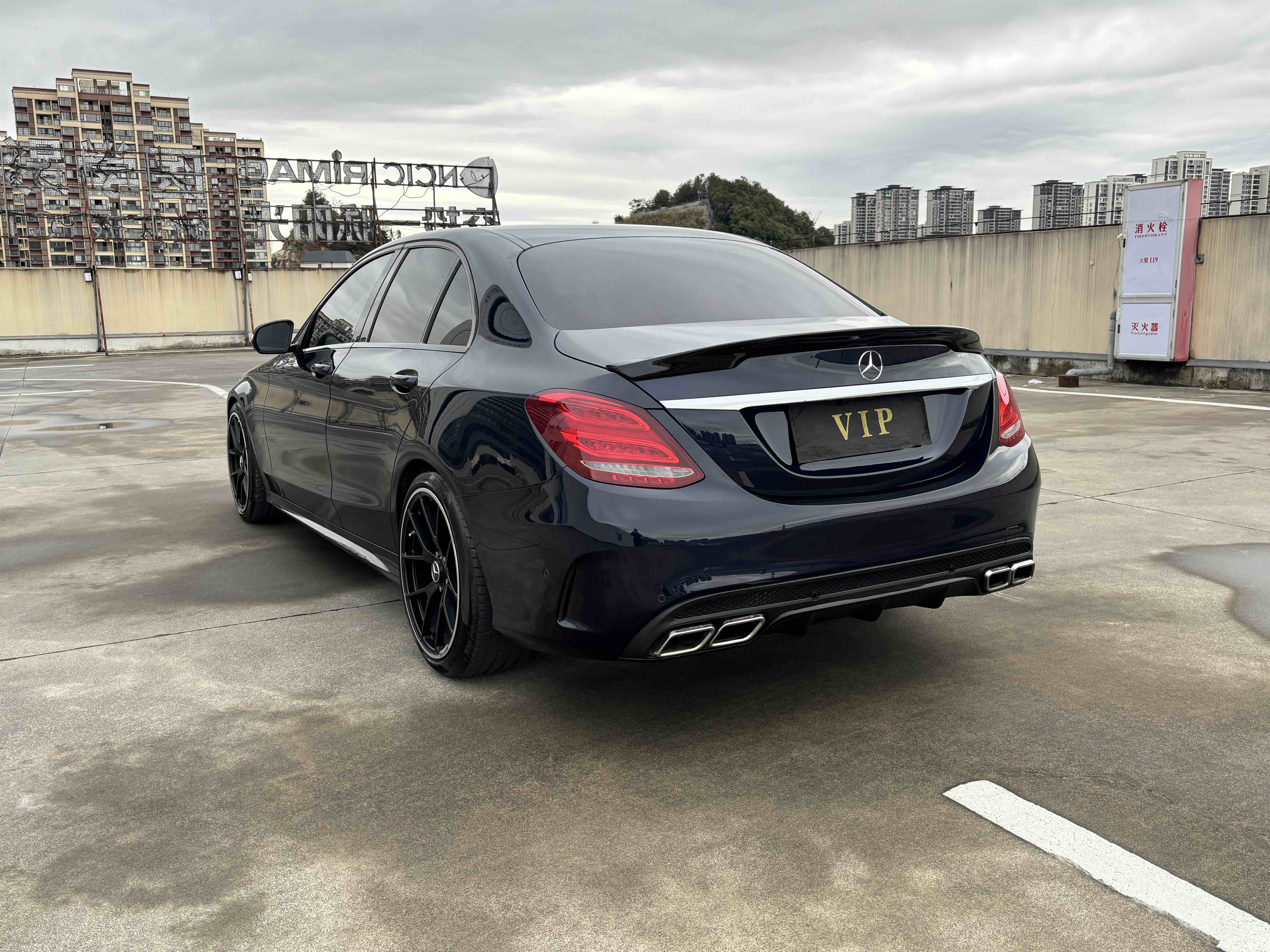 Mercedes-Benz C Class 2016 car image #4