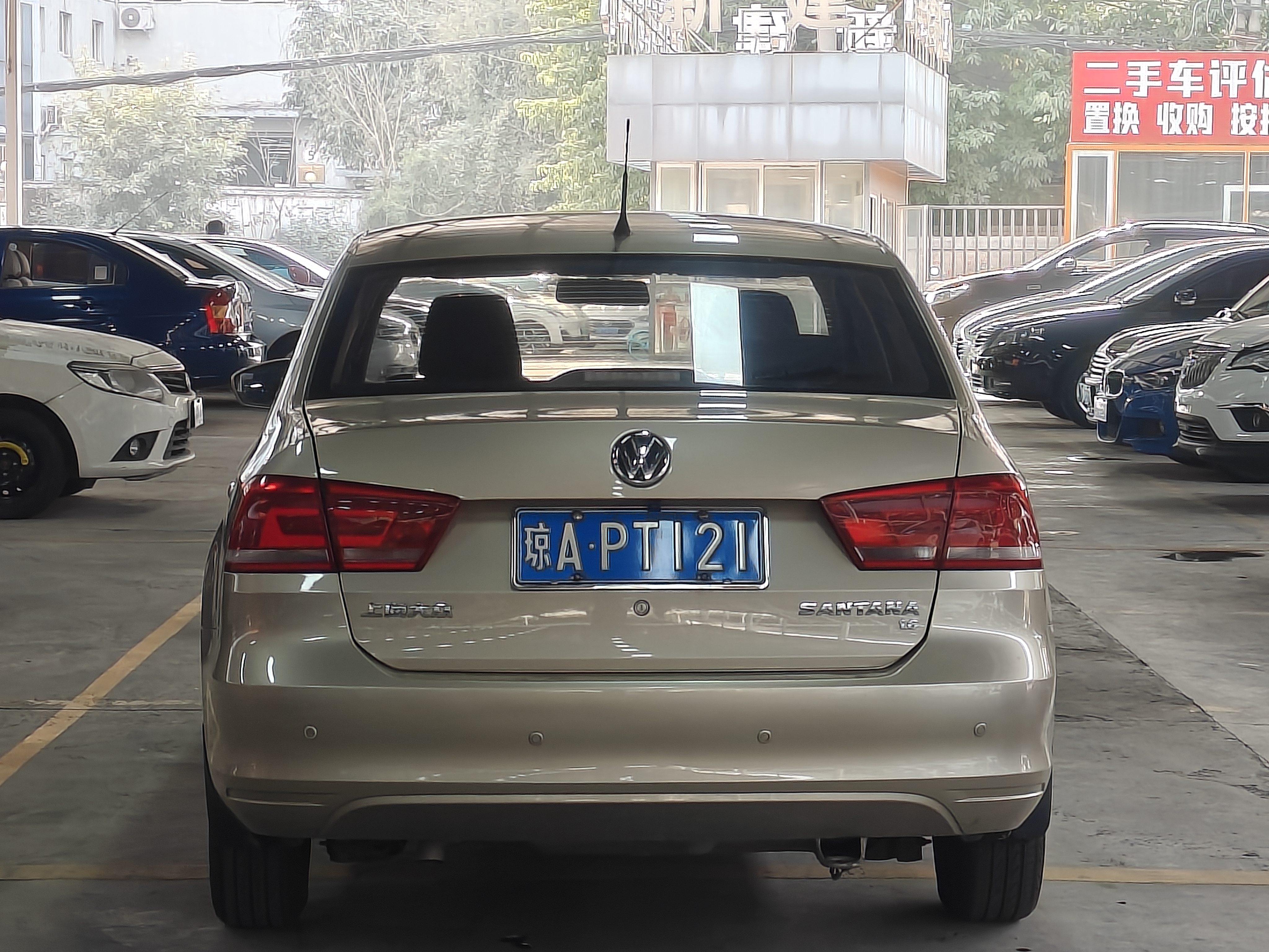 Santana 2014 car image #4