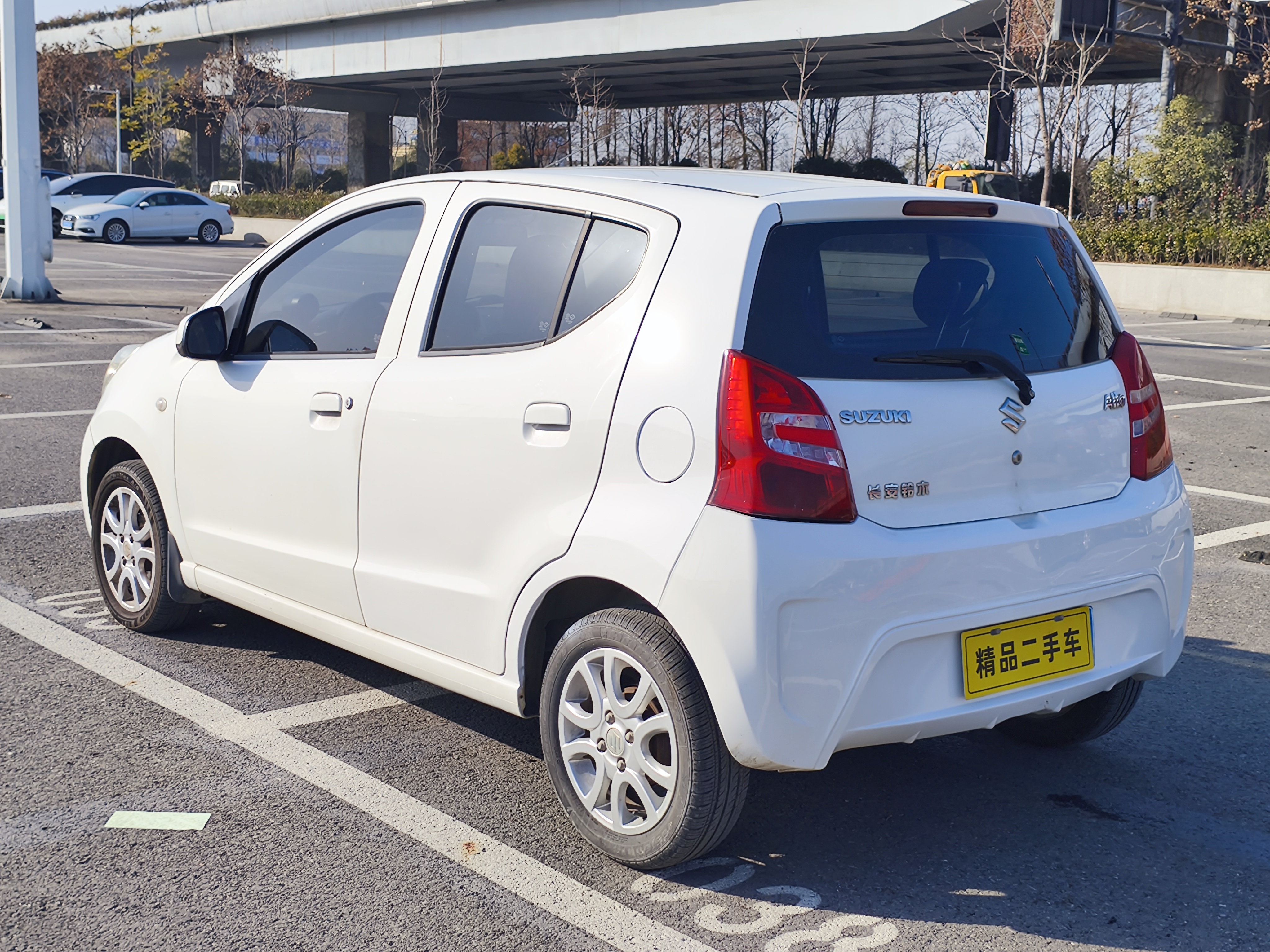 Suzuki Alto 2015 car image #4