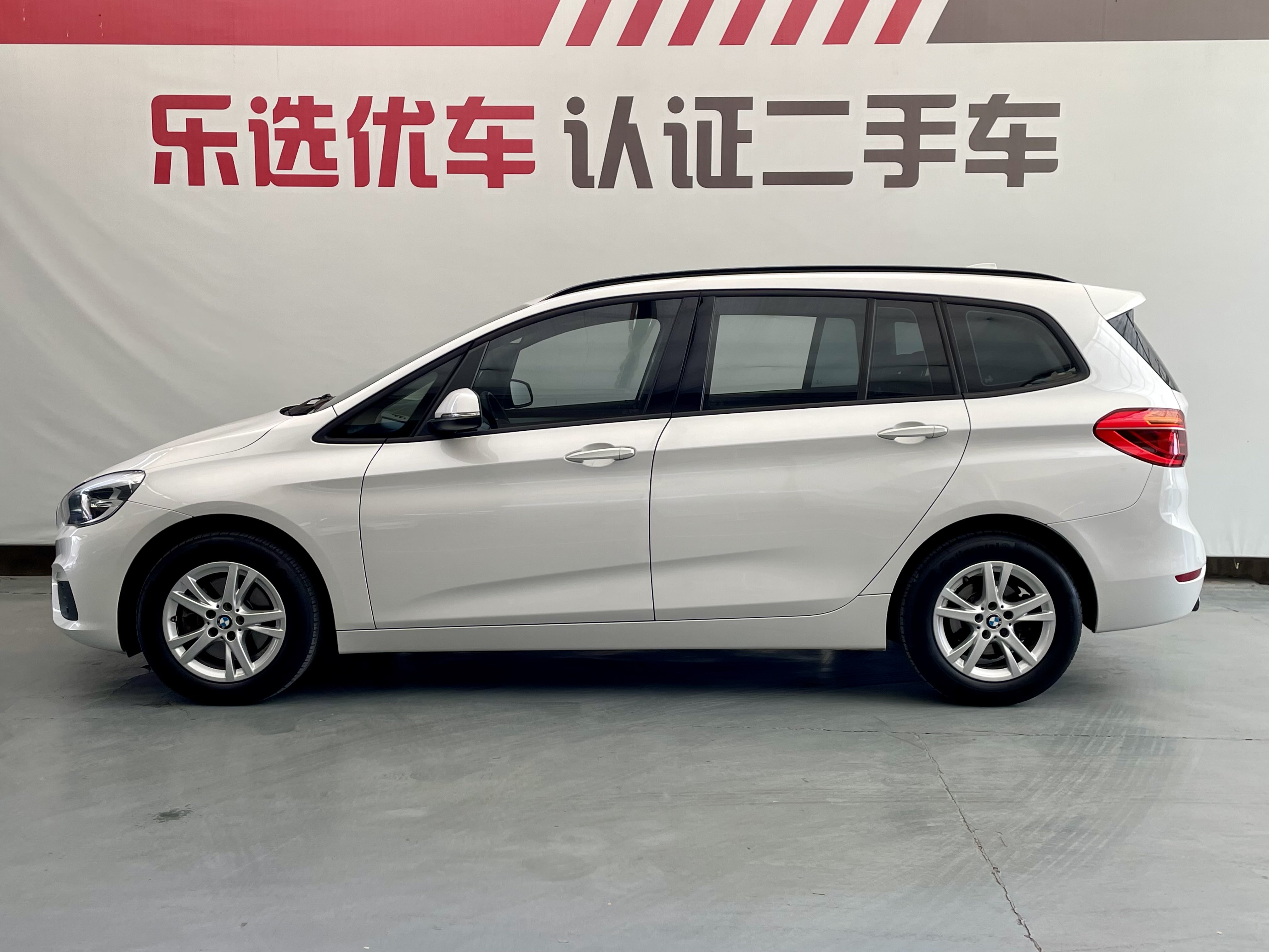 BMW 2 Series (Imported) 2017 #4 BMW 2 Series (Imported) 2017 car image #4