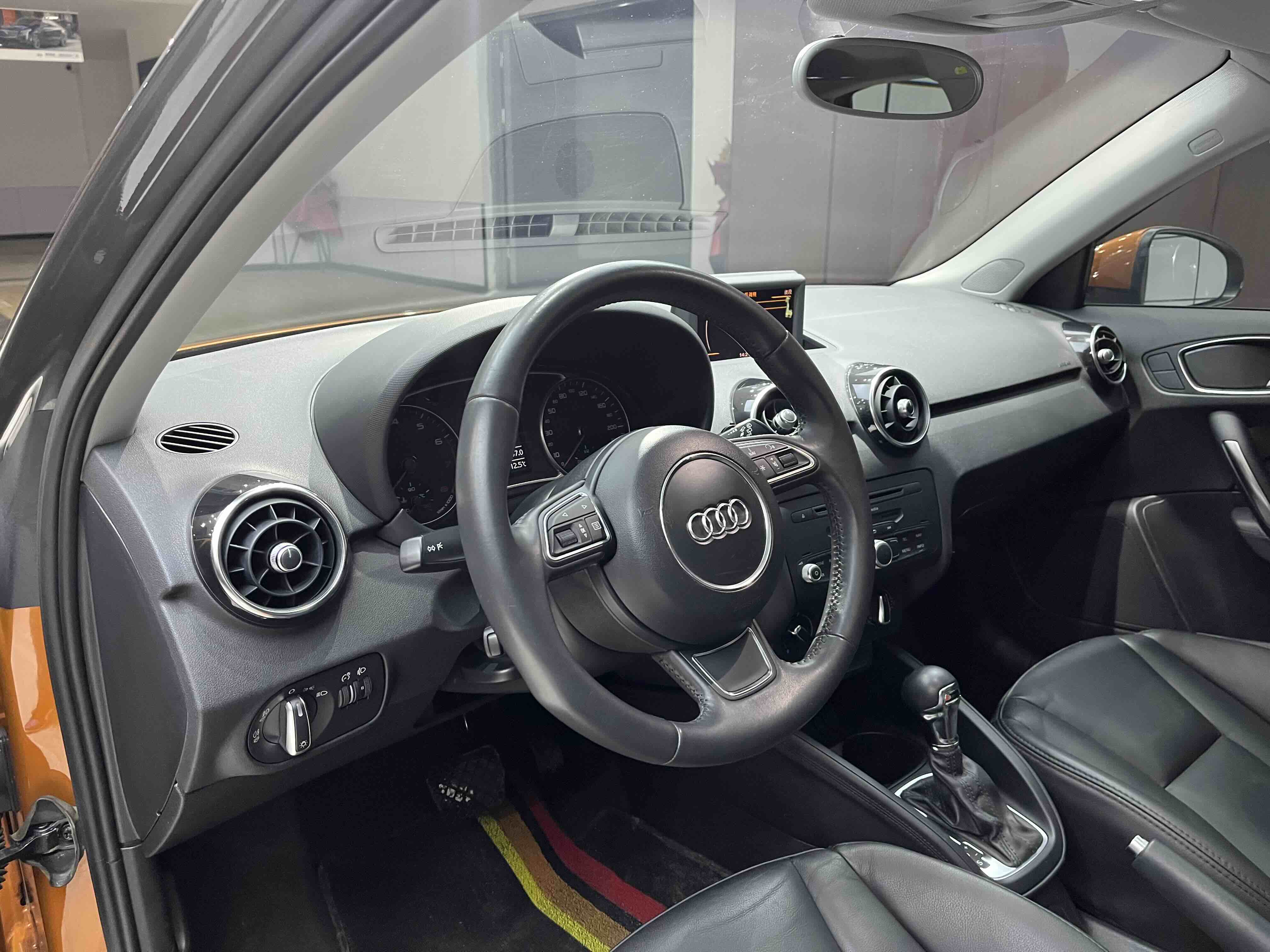 Audi A1 2013 car image #4