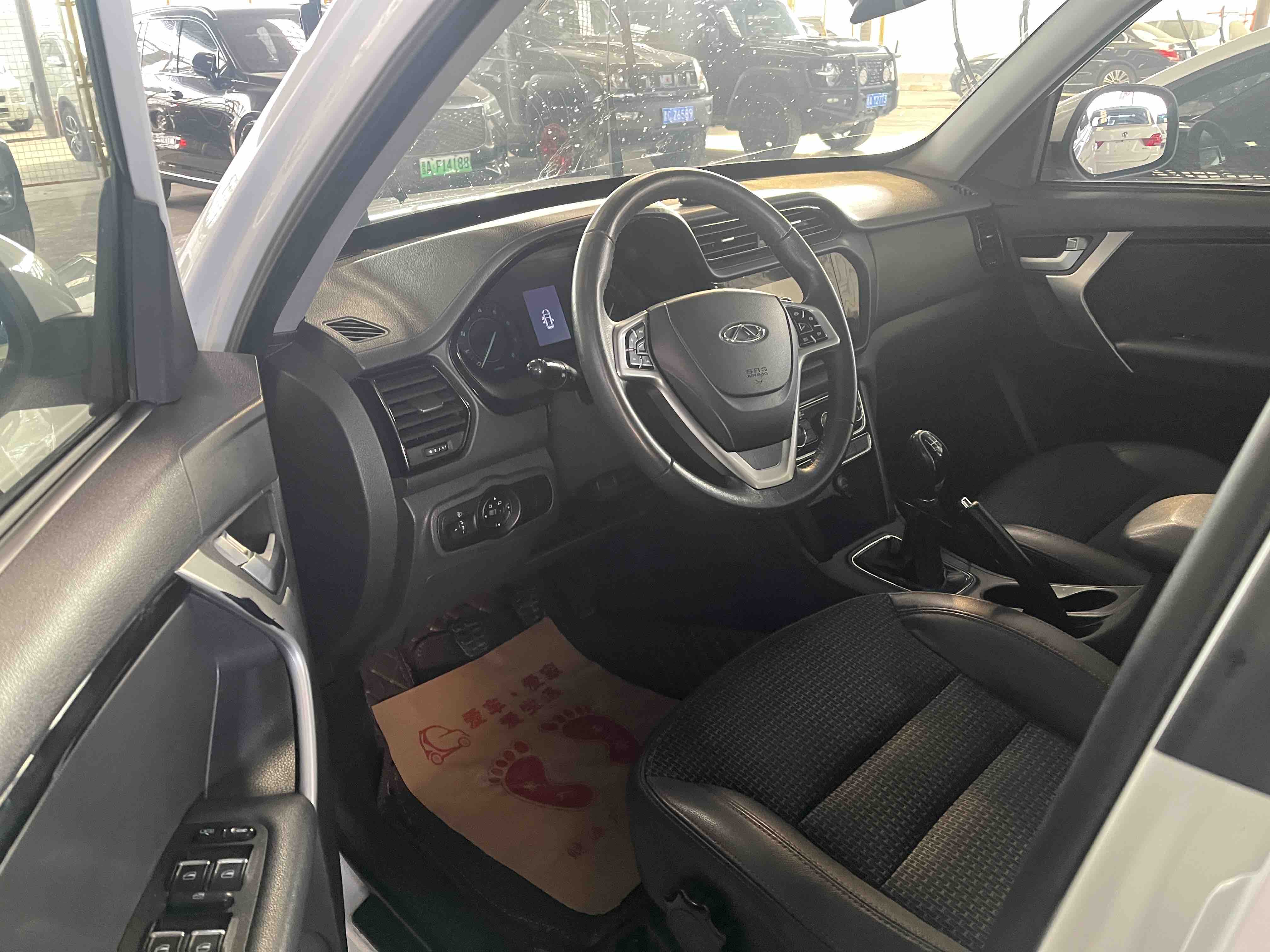 Chery Tiggo 3 2016 immagine di auto #4