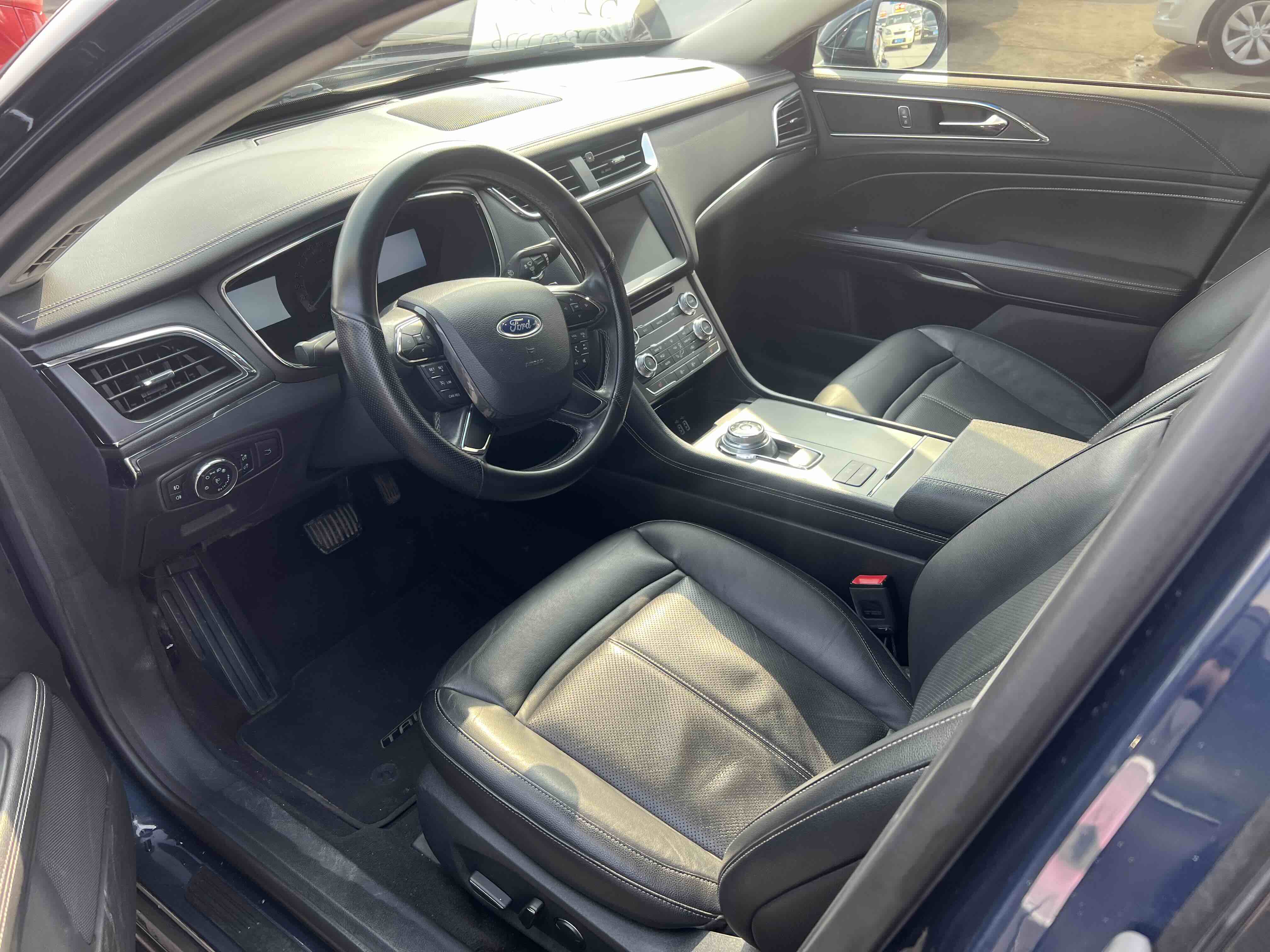 Ford Taurus 2017 #4 Ford Taurus 2017 car image #4