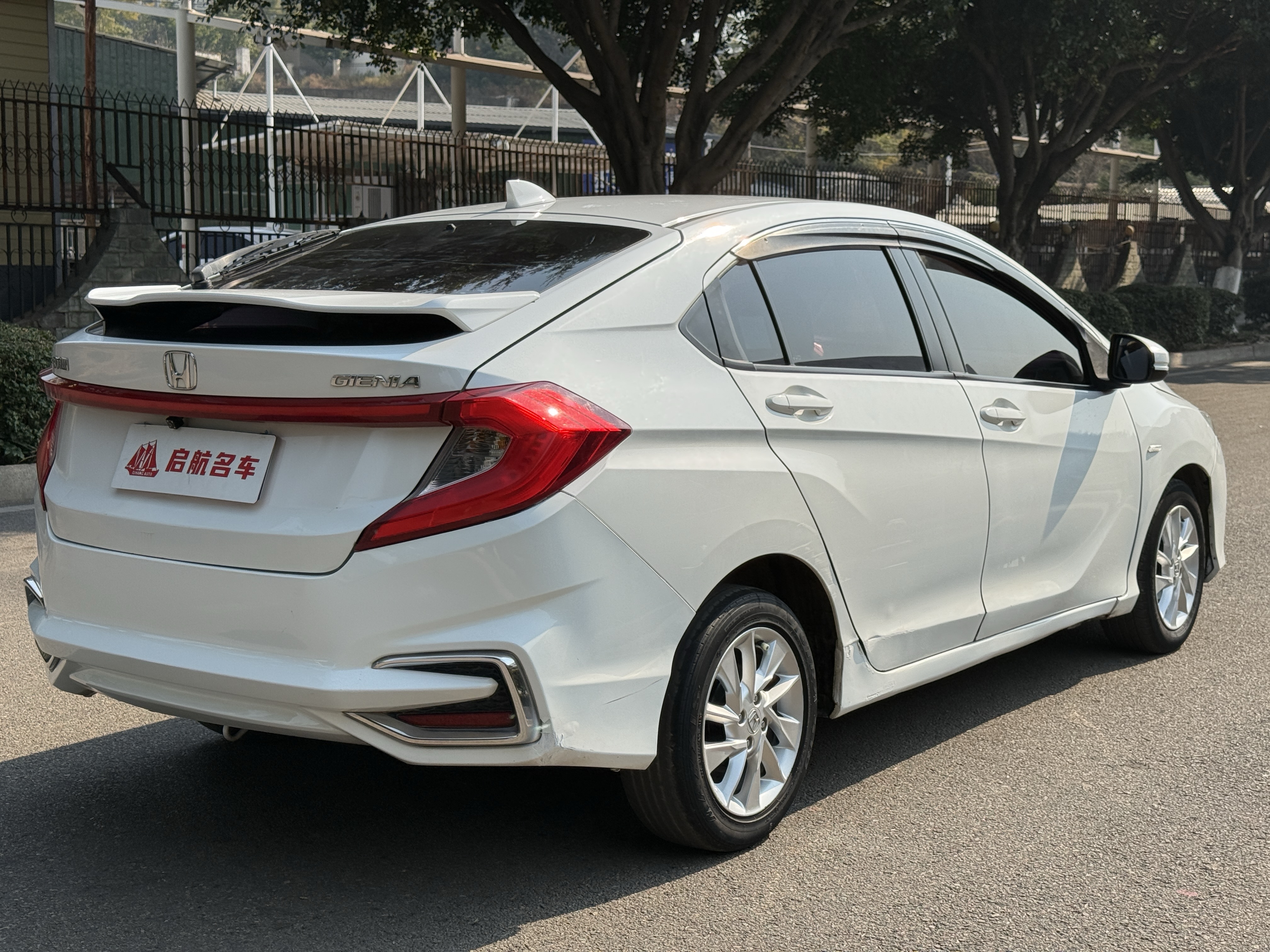 Honda Gienia 2017 #4 Honda Gienia 2017 car image #4