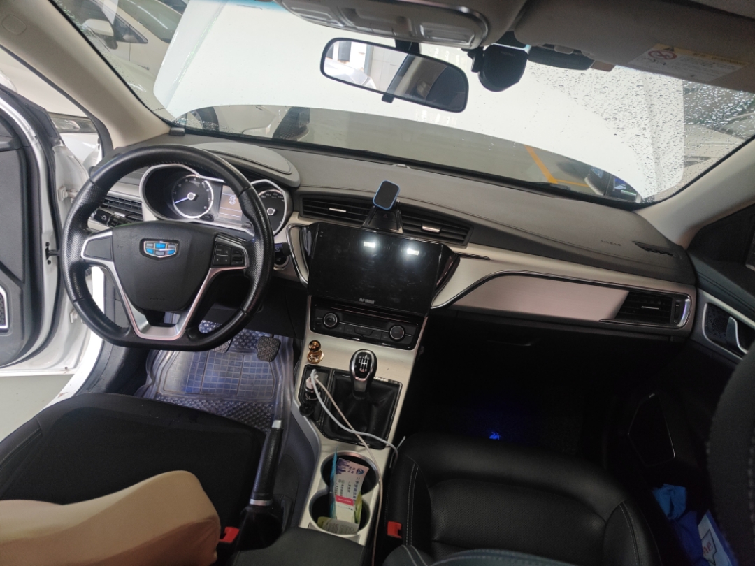 Emgrand GL 2017 #4 Emgrand GL 2017 car image #4
