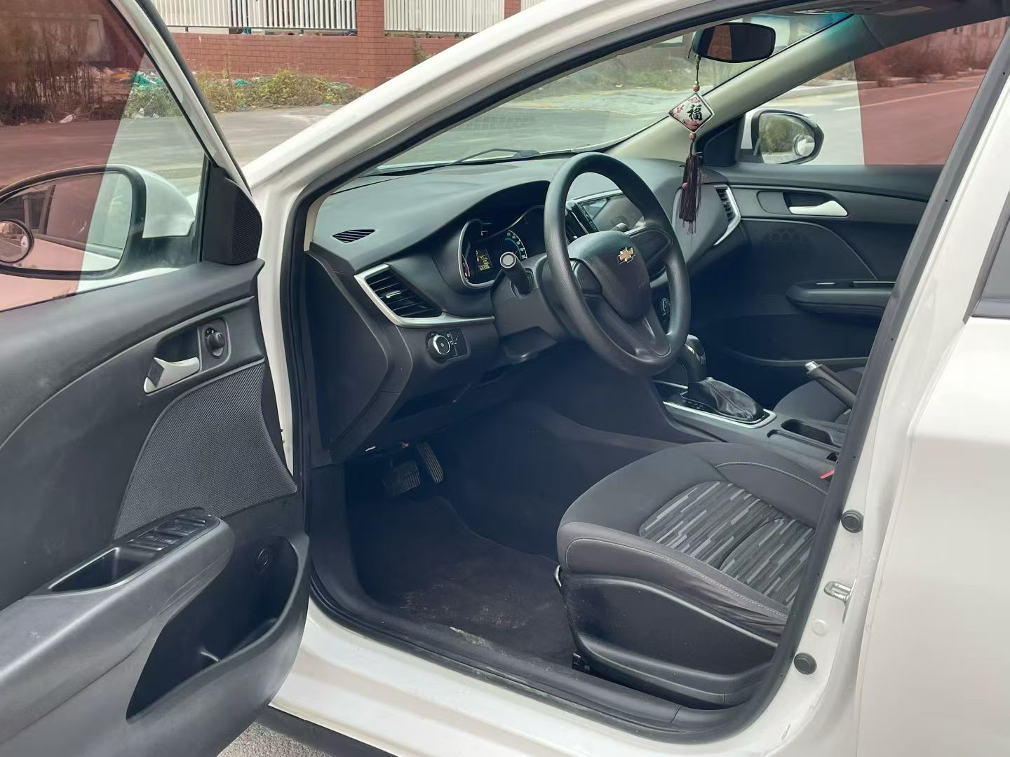 Chevrolet Cavalier 2017 car image #4