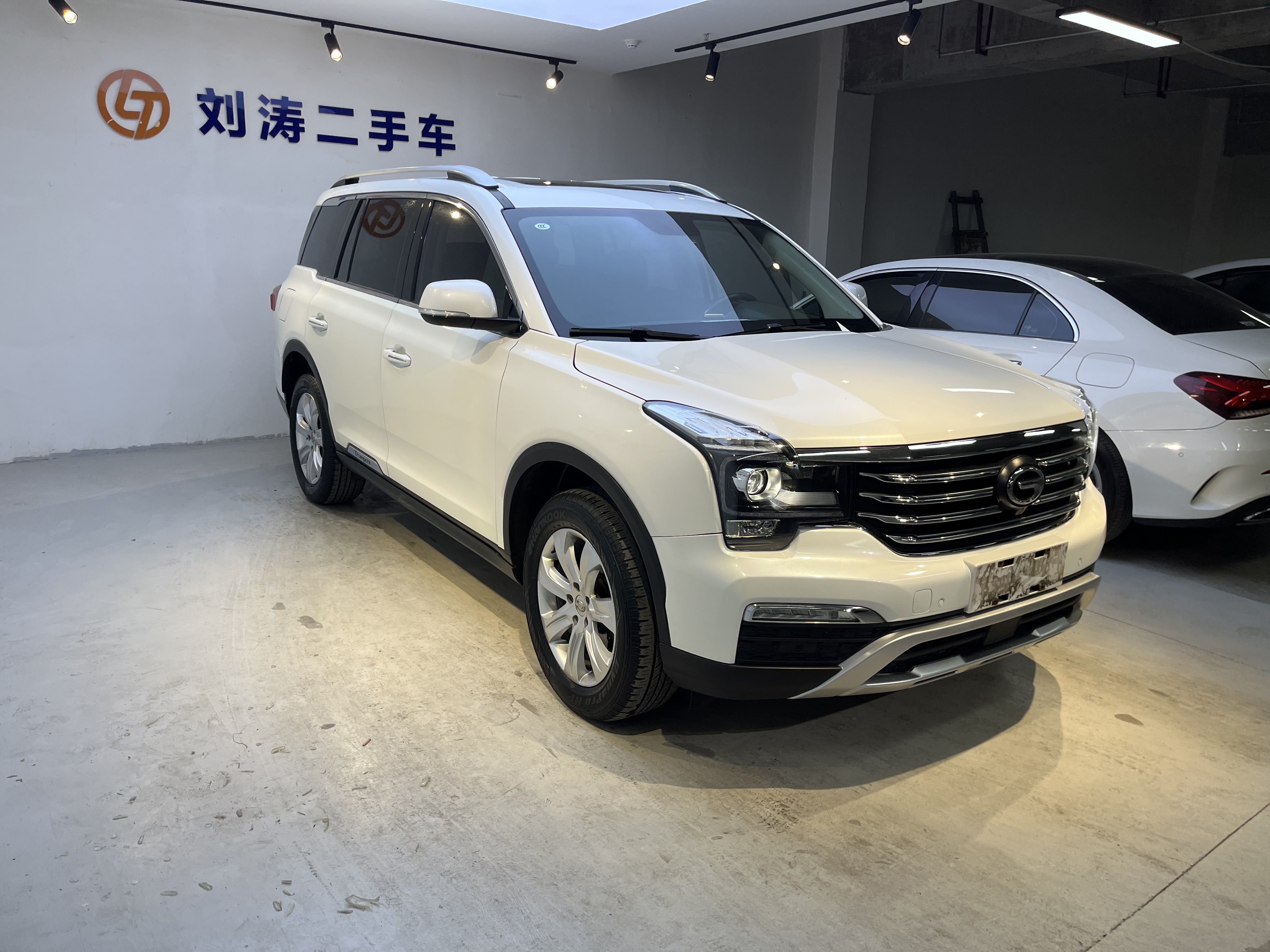 GAC Trumpchi GS8 2019 car image #4