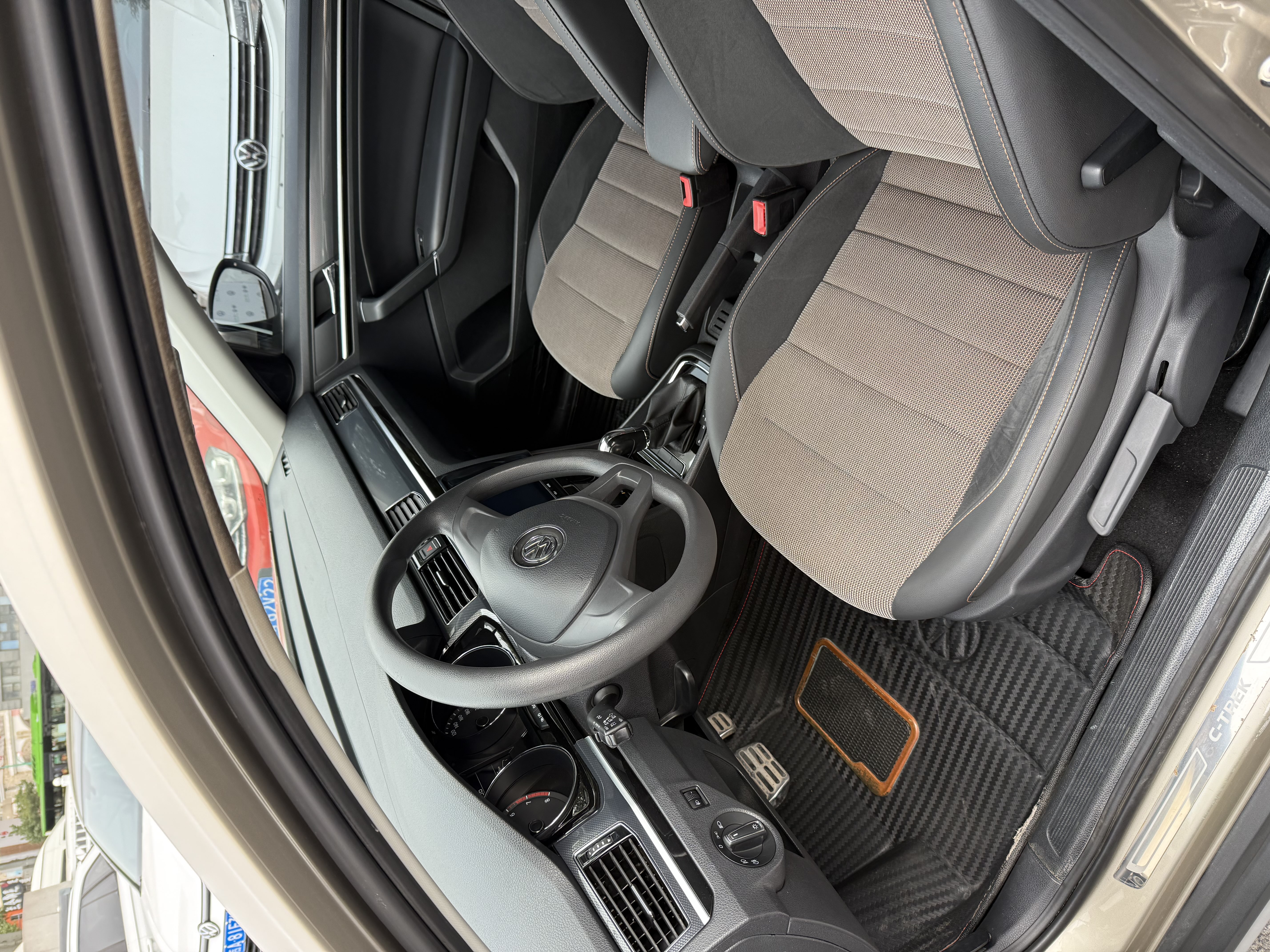 Volkswagen C-Trek 2017 immagine di auto #4