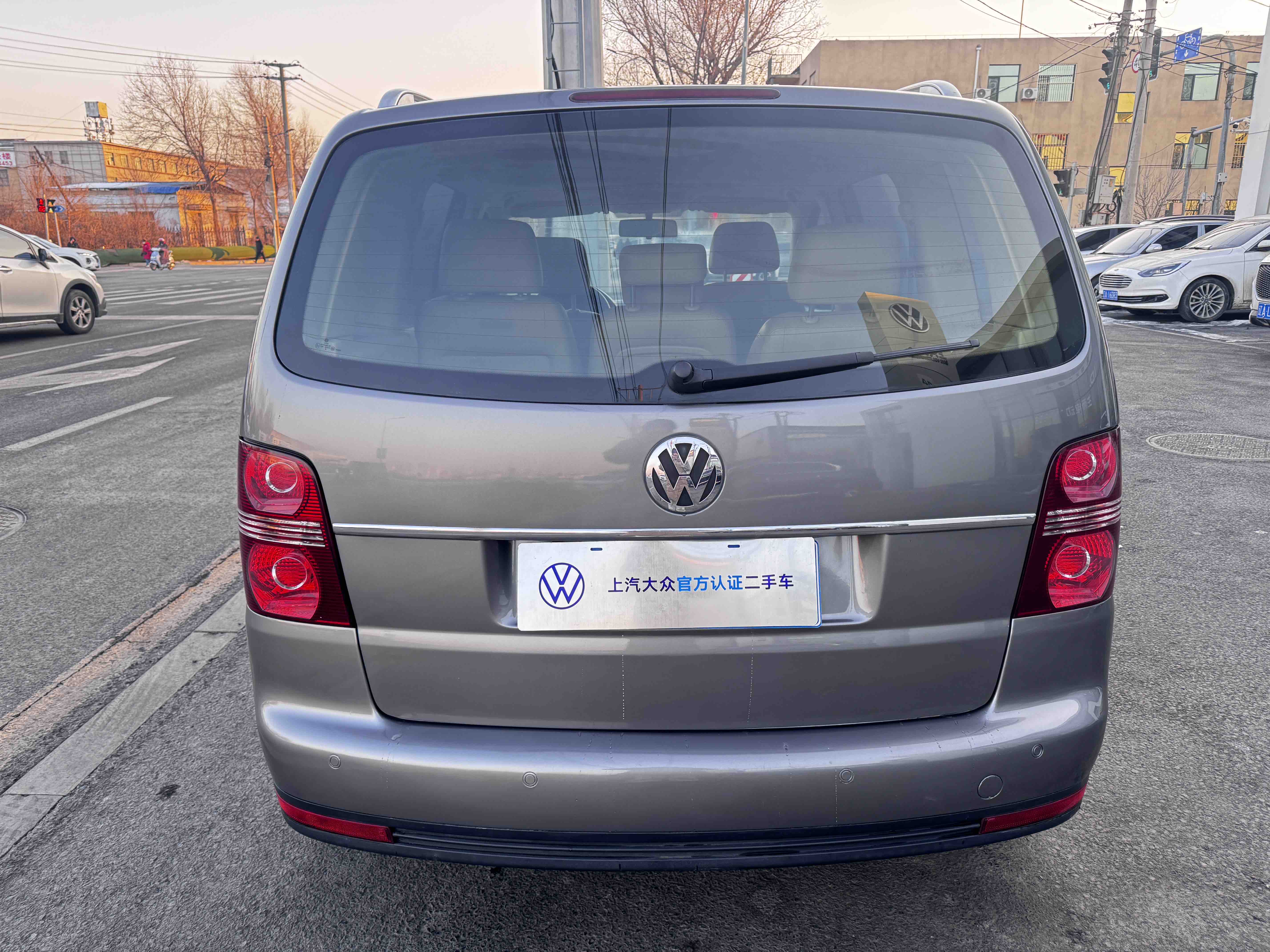 Volkswagen Touran 2011 #4 Volkswagen Touran 2011 immagine di auto #4