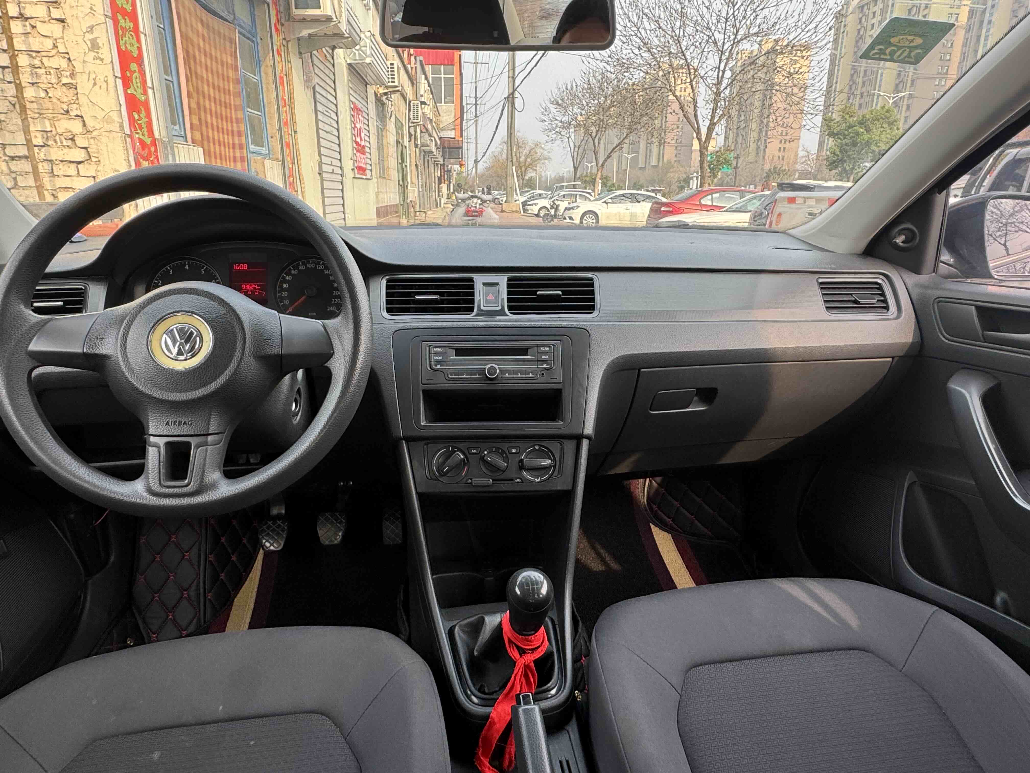 Santana 2015 #4 Santana 2015 car image #4