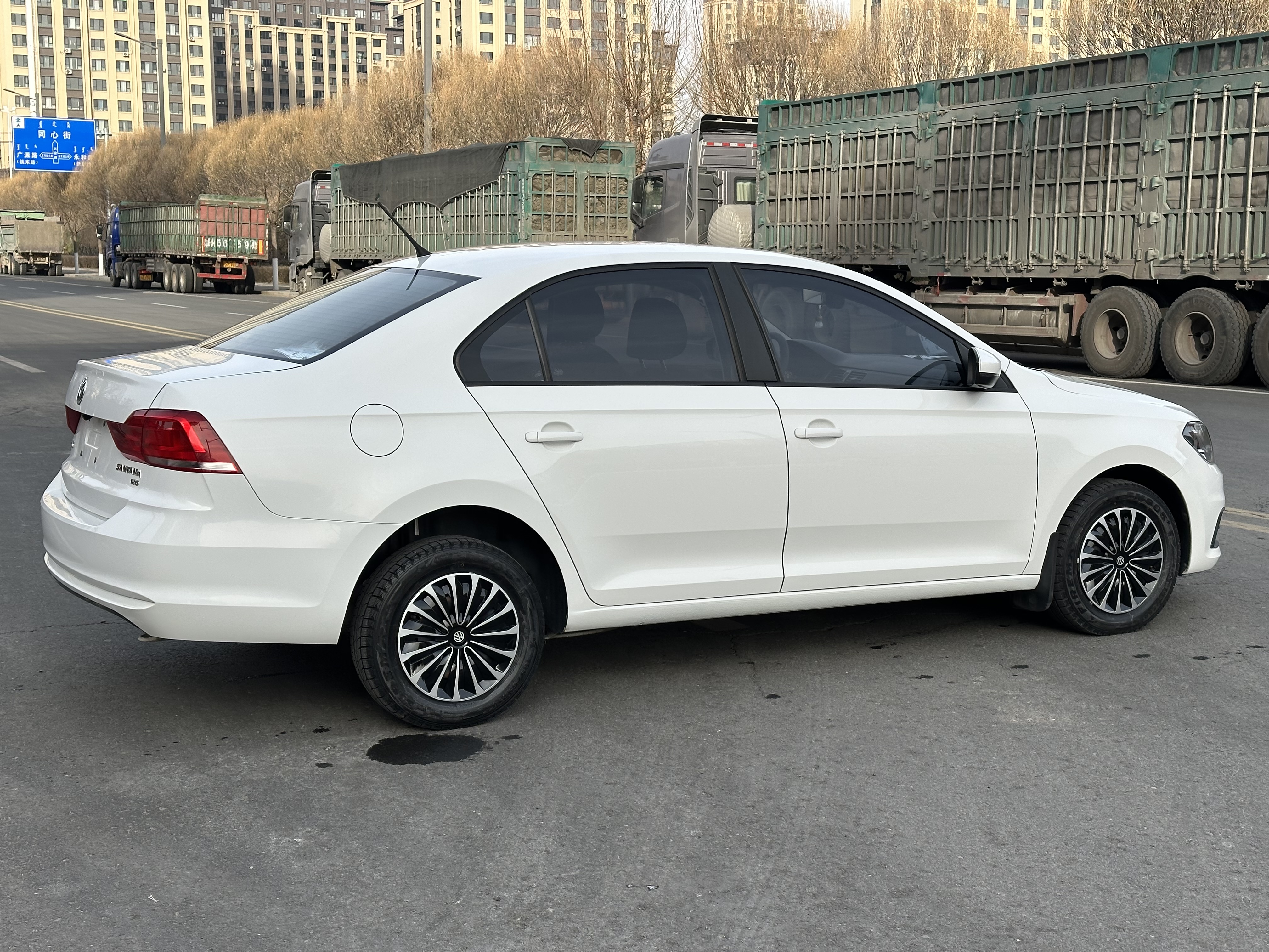 Santana 2017 #4 Santana 2017 car image #4