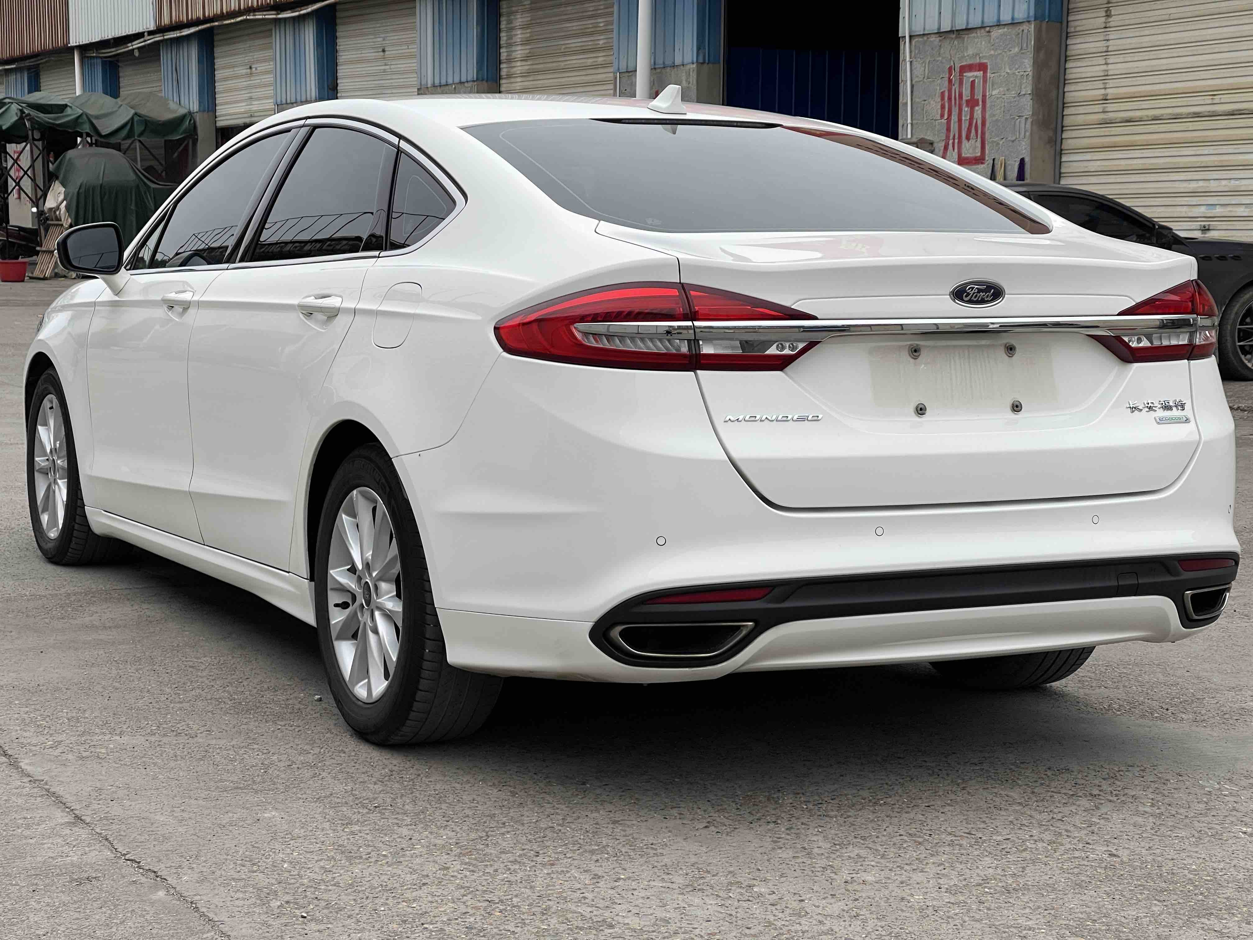 Ford Mondeo 2019 car image #4